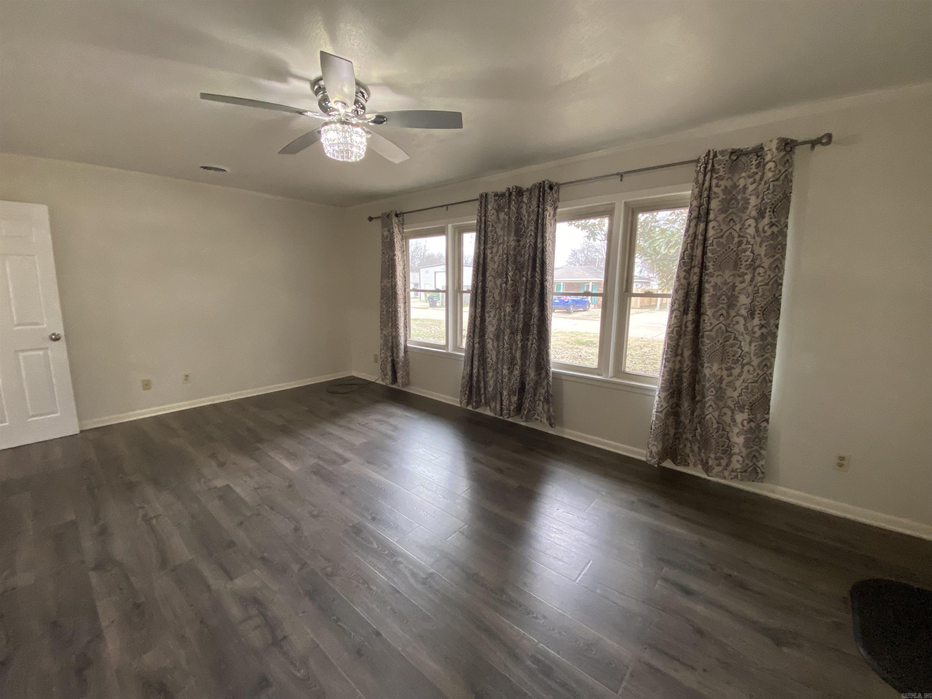 518 Ellis  Trumann, AR