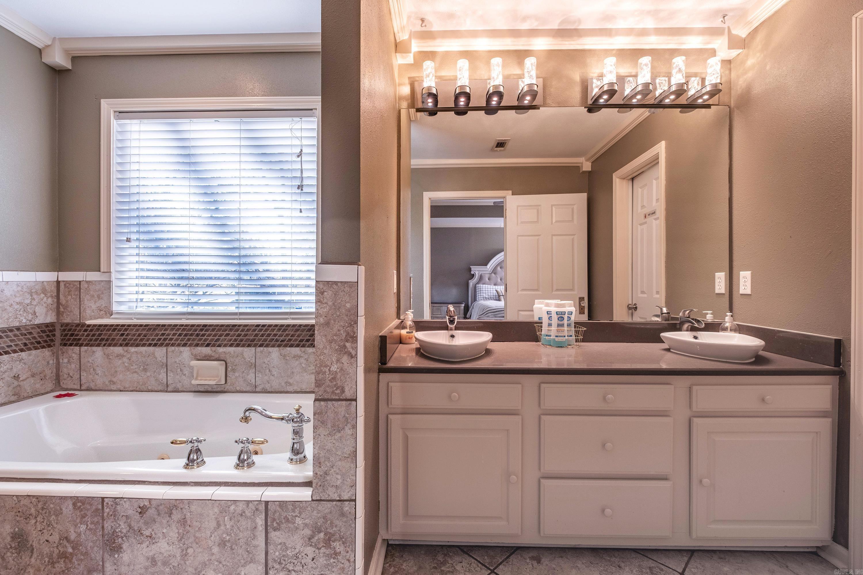 6905 Woodmist  North Little Rock, AR