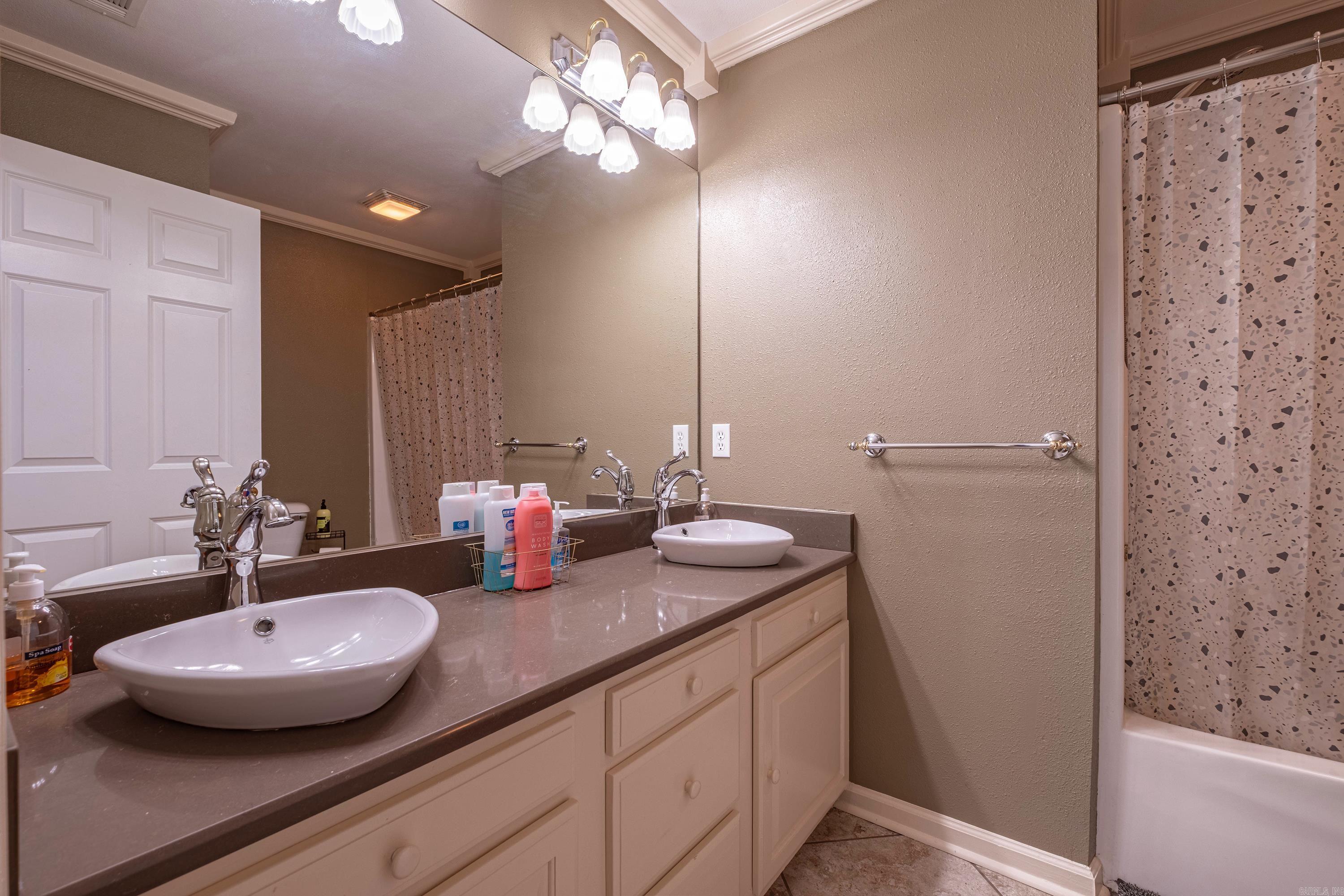 6905 Woodmist  North Little Rock, AR