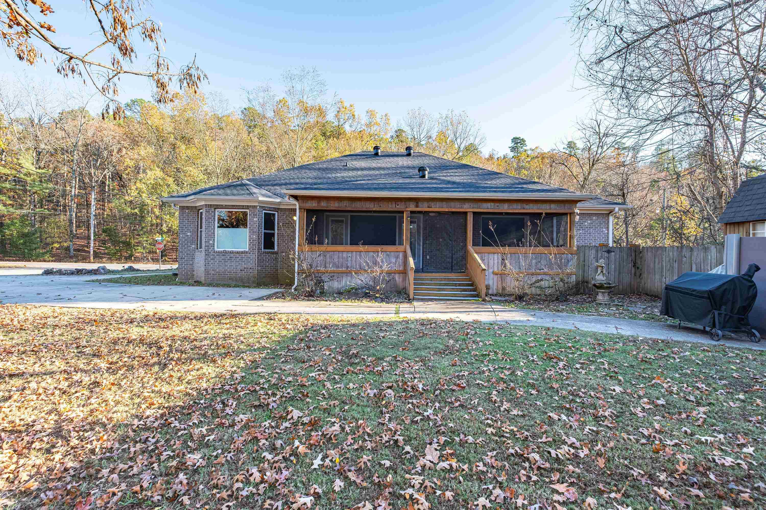 6905 Woodmist  North Little Rock, AR