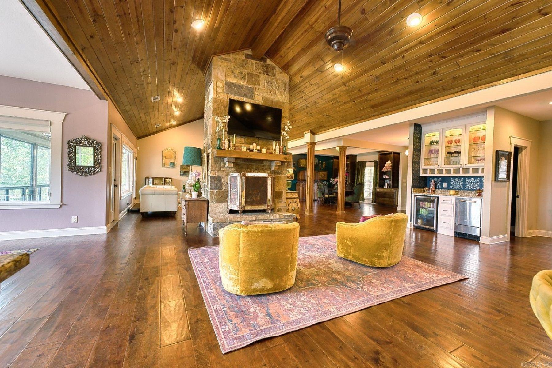 209 Morland Court  Hot Springs, AR