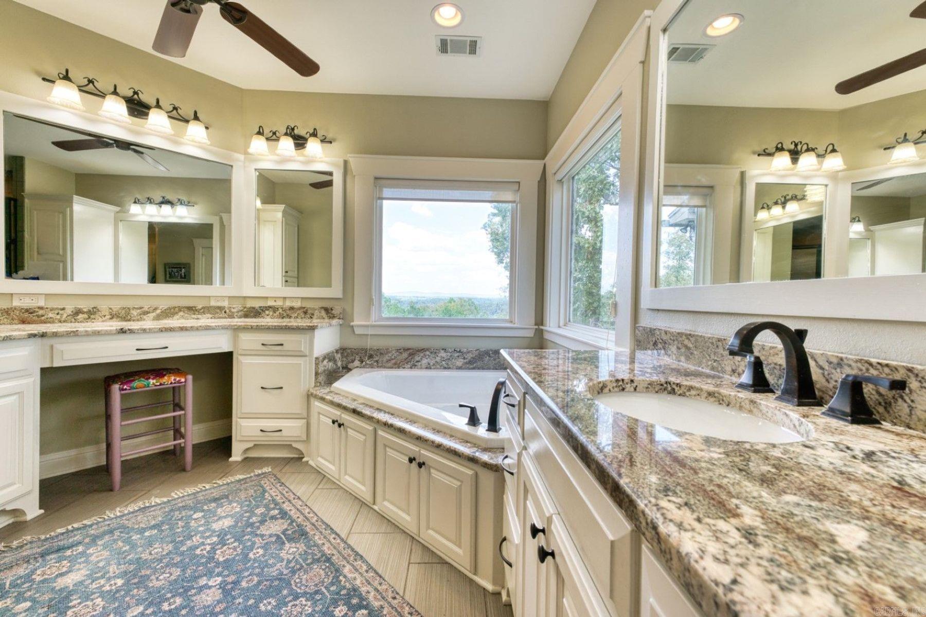 209 Morland Court  Hot Springs, AR