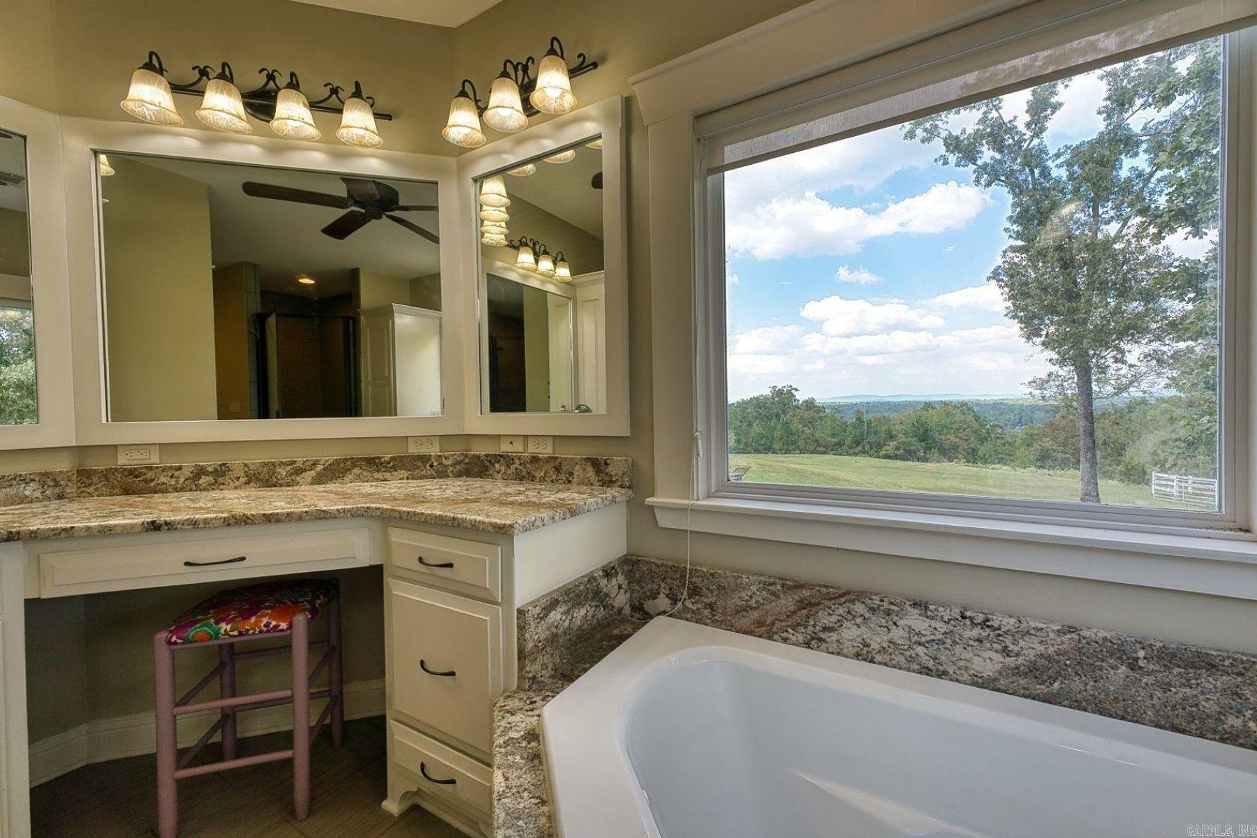 209 Morland Court  Hot Springs, AR