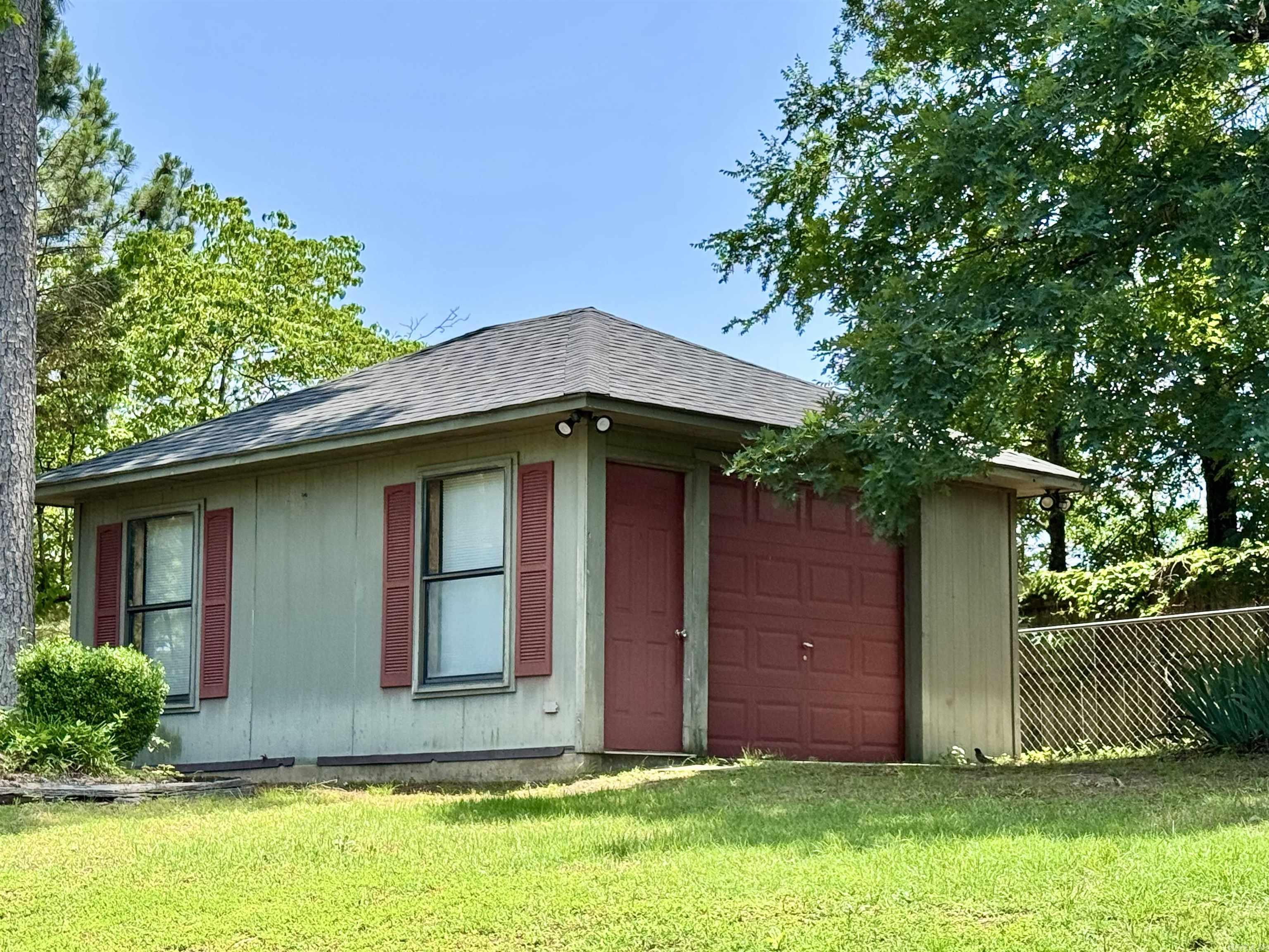 1116 Marion Anderson  Hot Springs, AR