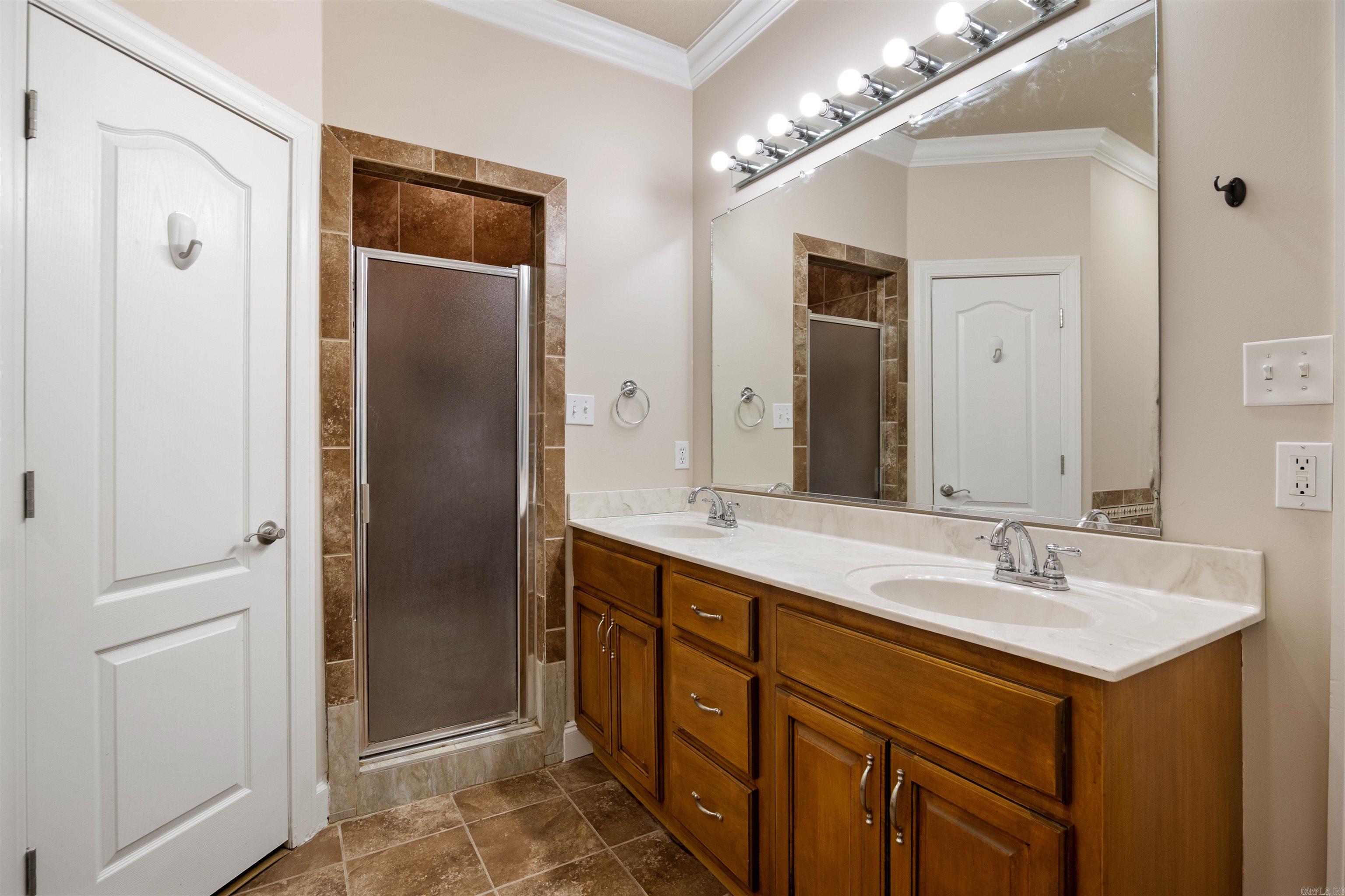 4801 Lochmoor Circle Jonesboro, AR 72405-8182