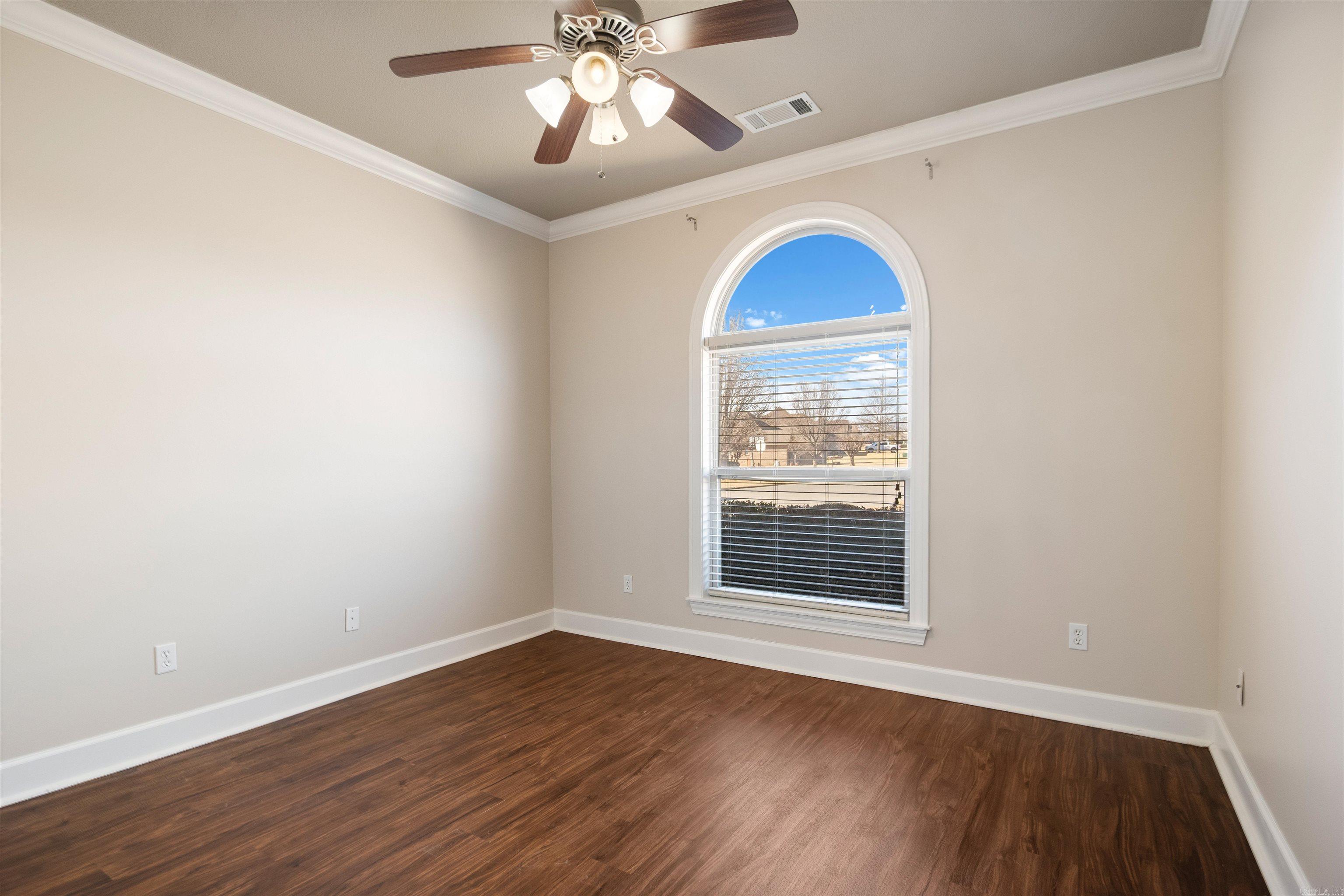 4801 Lochmoor Circle Jonesboro, AR 72405-8182