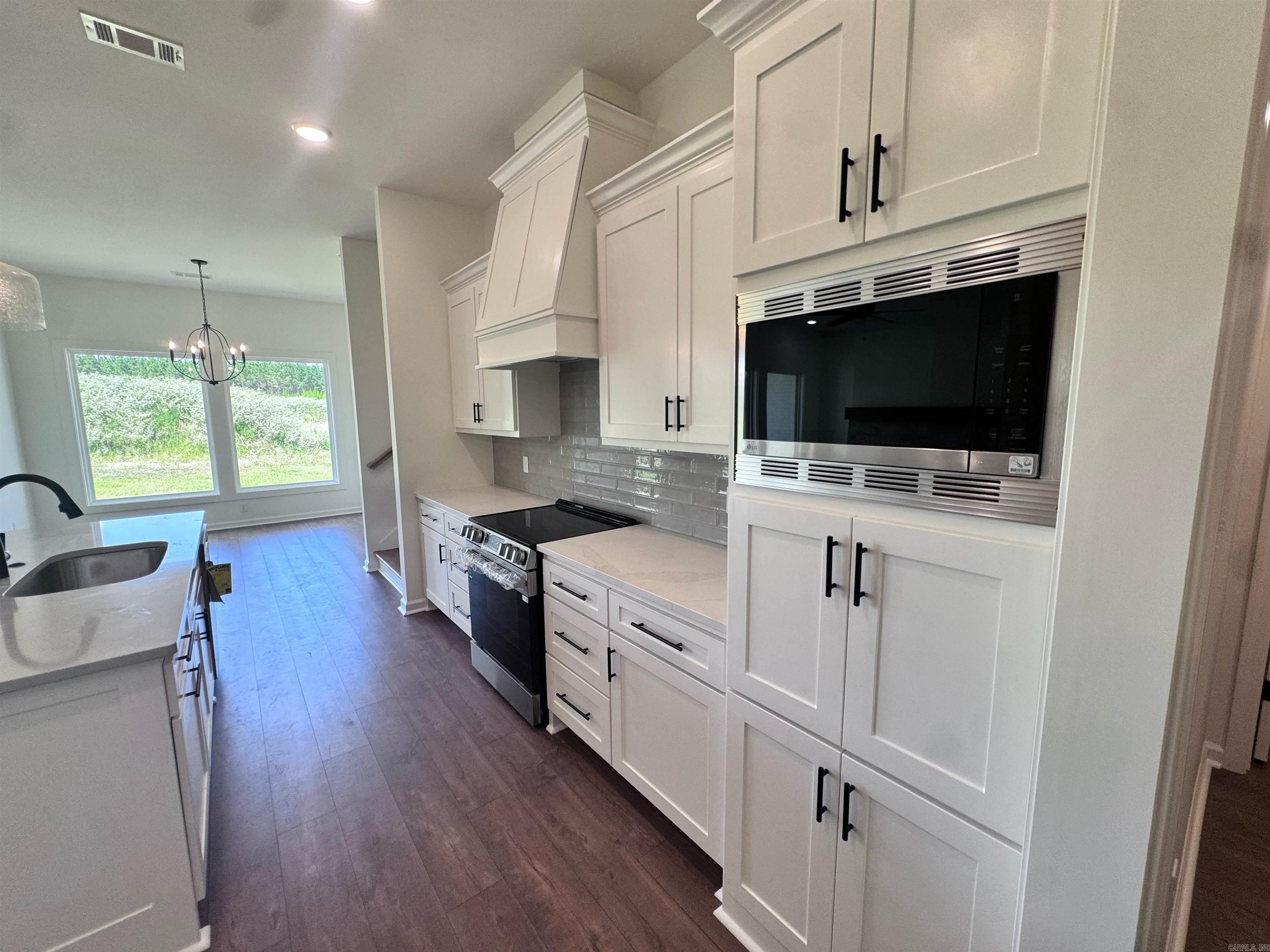 196 Kelton Lane  Hensley, AR