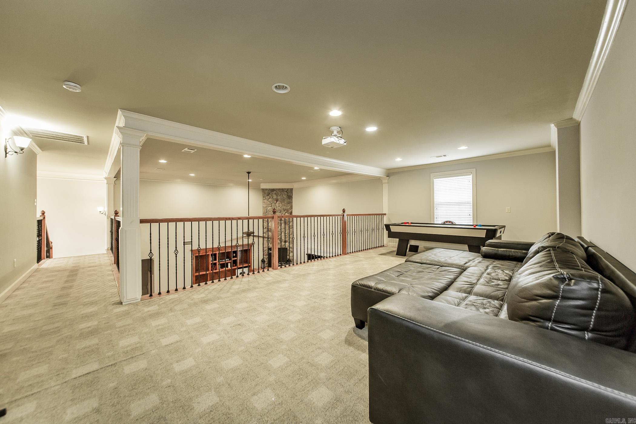 1916 Oakbrook Dr  Sherwood, AR