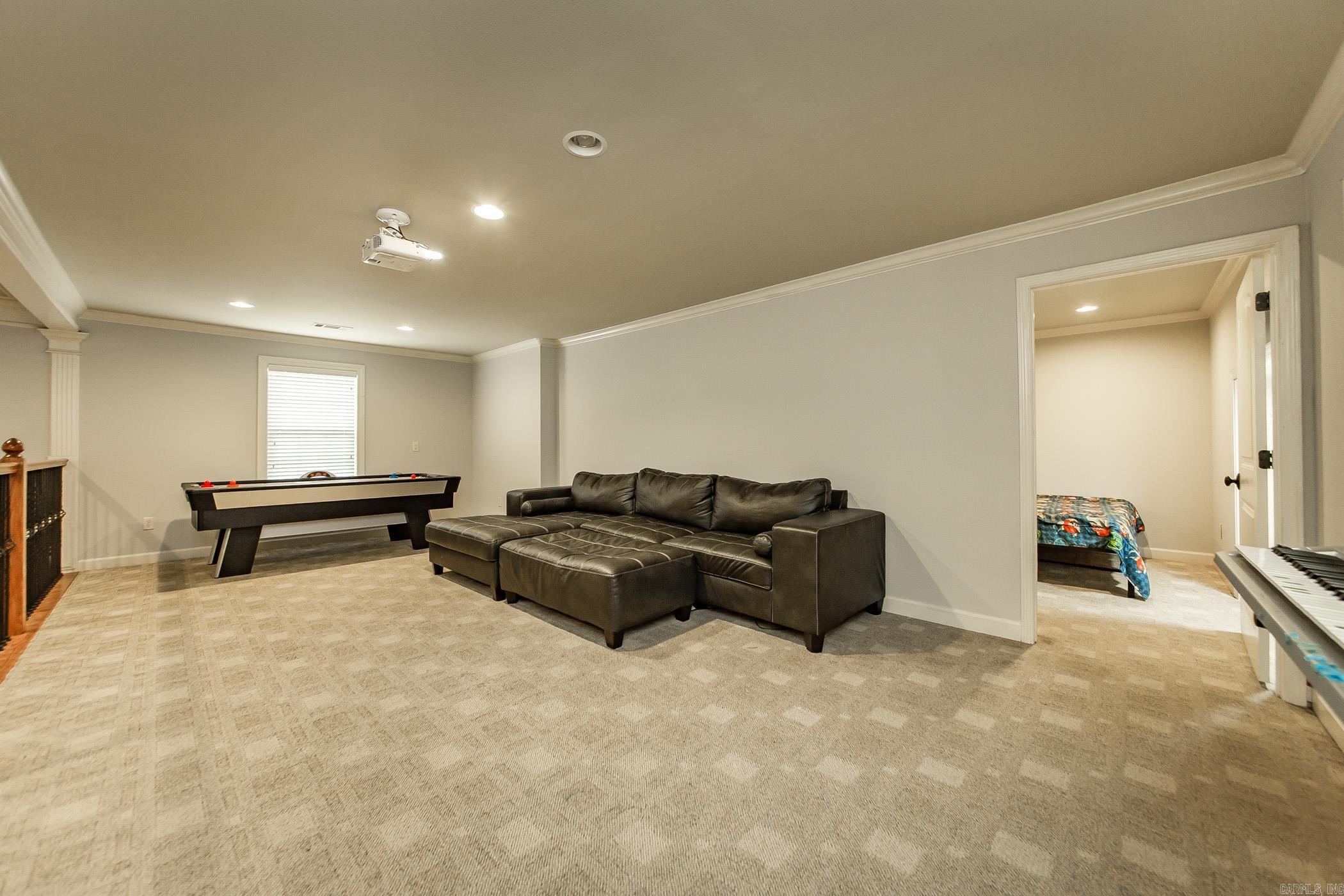 1916 Oakbrook Dr Sherwood, AR 72120