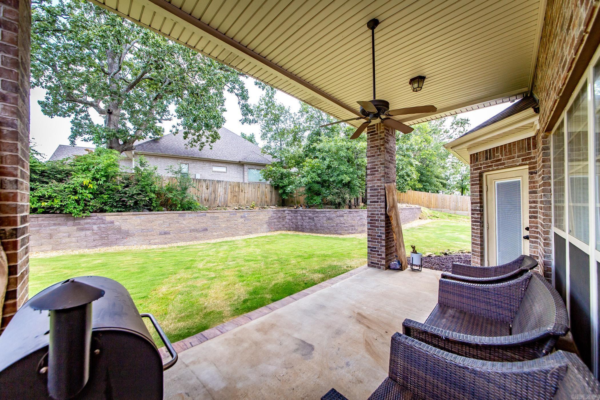 1916 Oakbrook Dr  Sherwood, AR