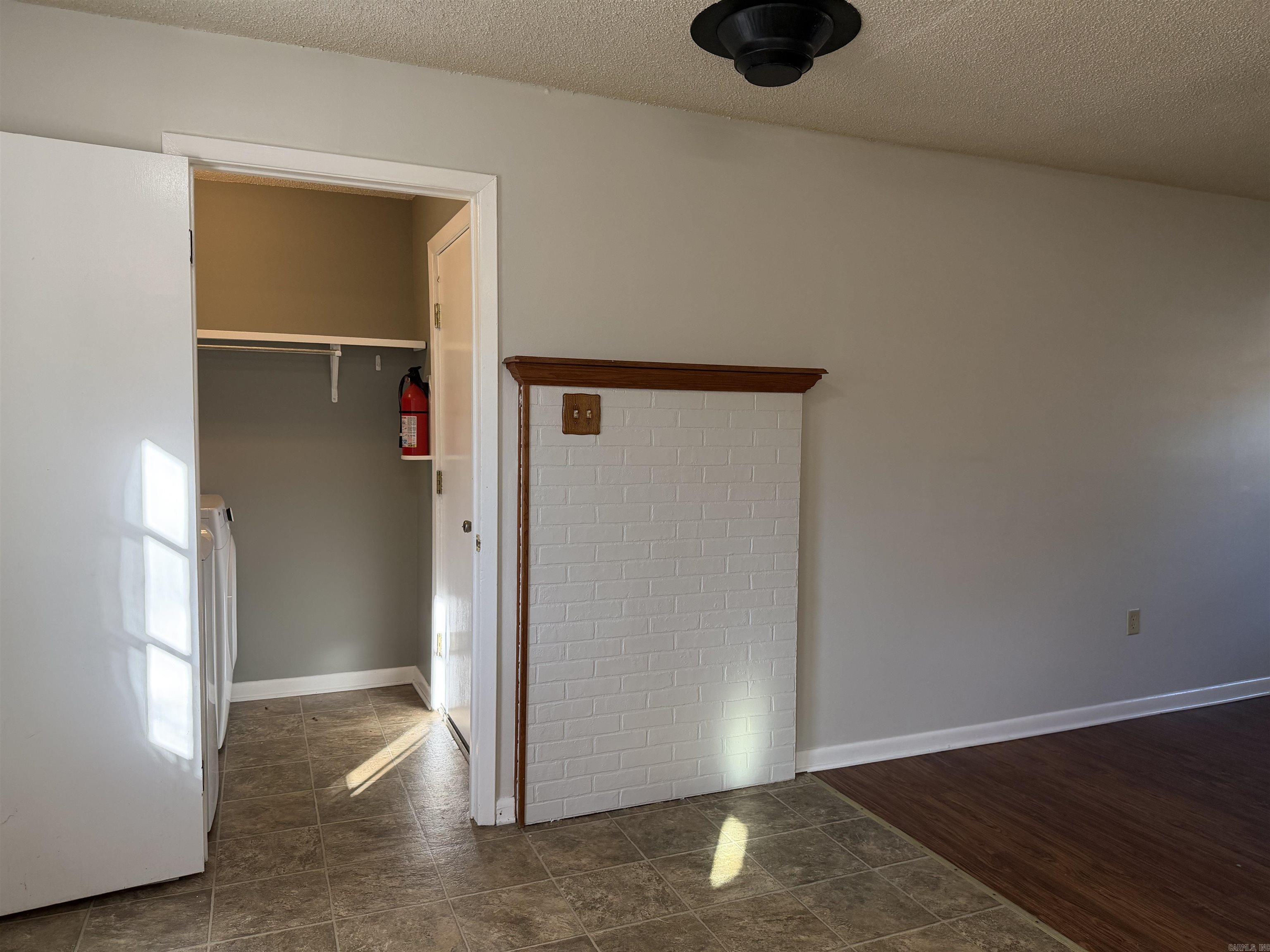 19 Hartwell  Searcy, AR