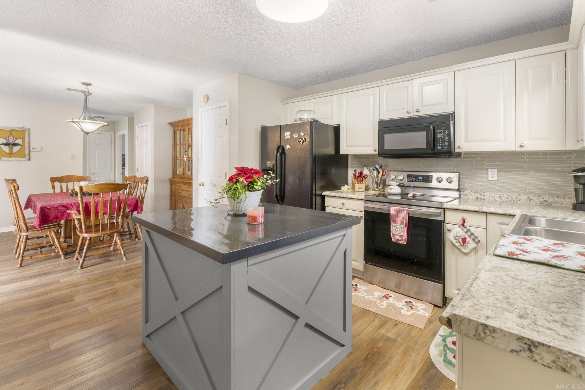 1005 S German  Conway, AR