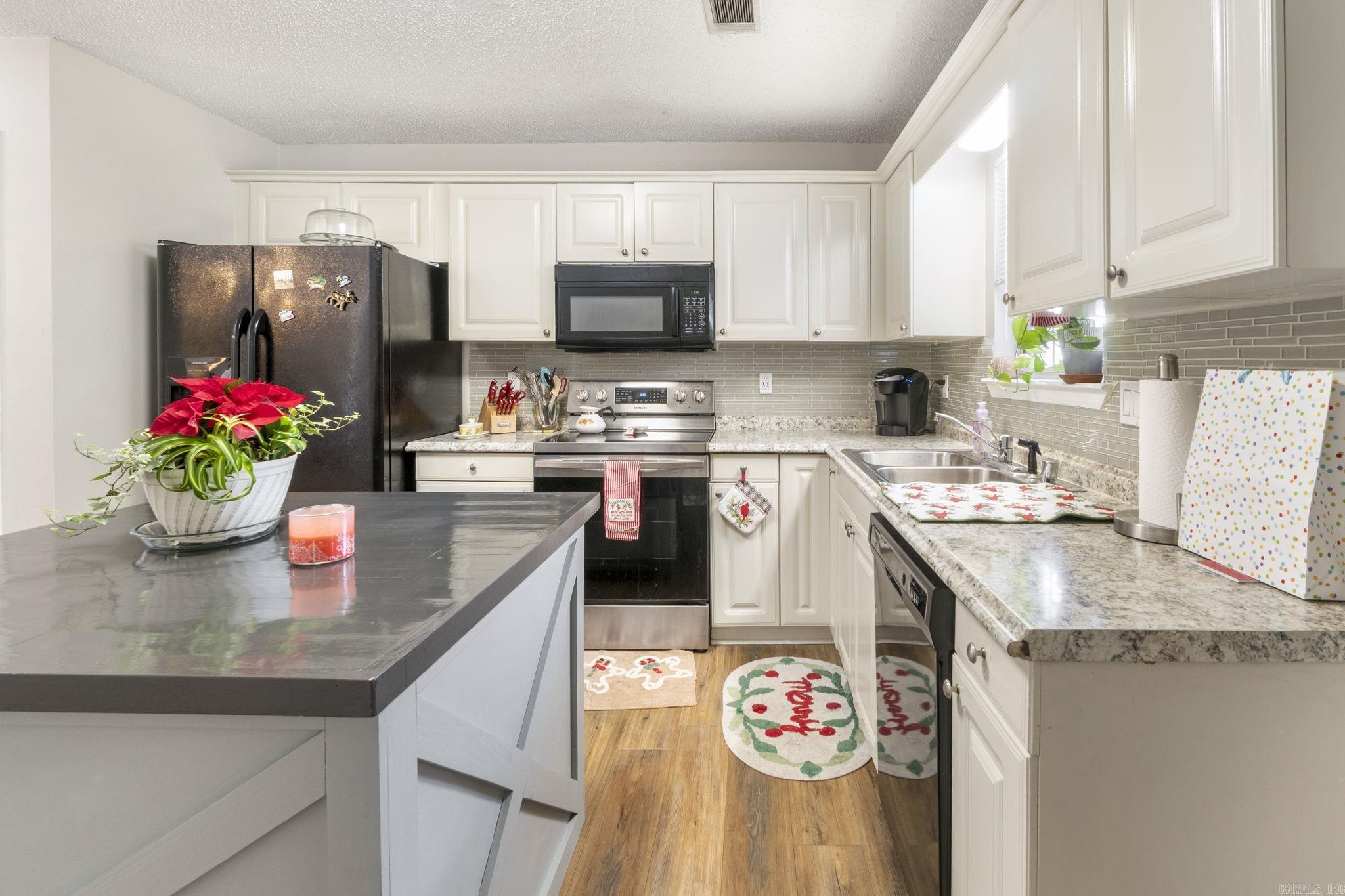 1005 S German  Conway, AR