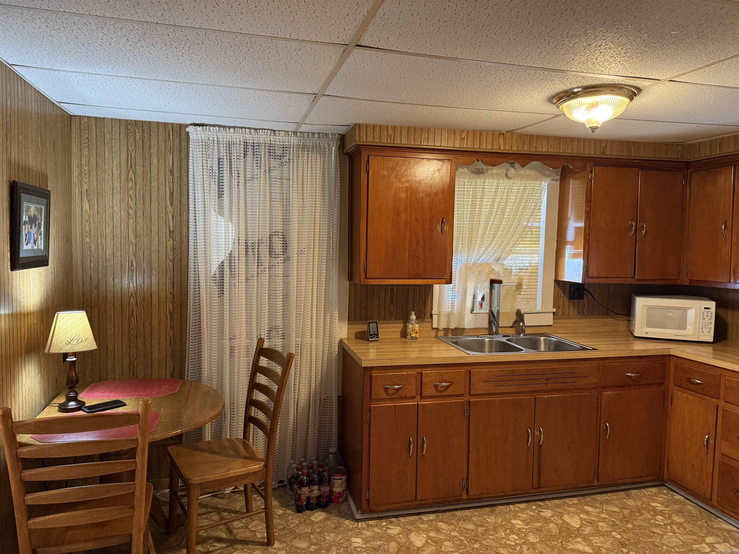 215 First  Greenway, AR