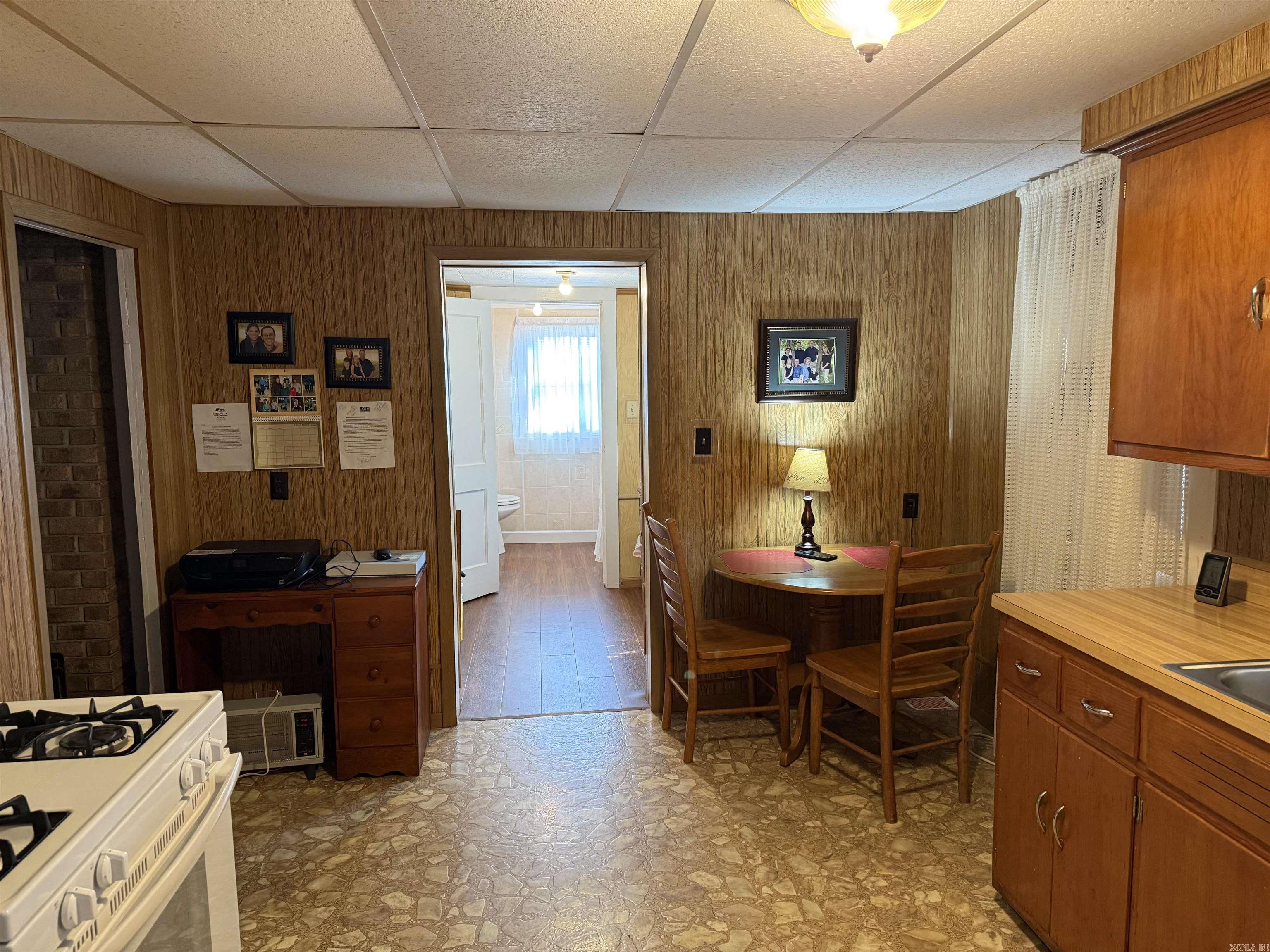 215 First  Greenway, AR