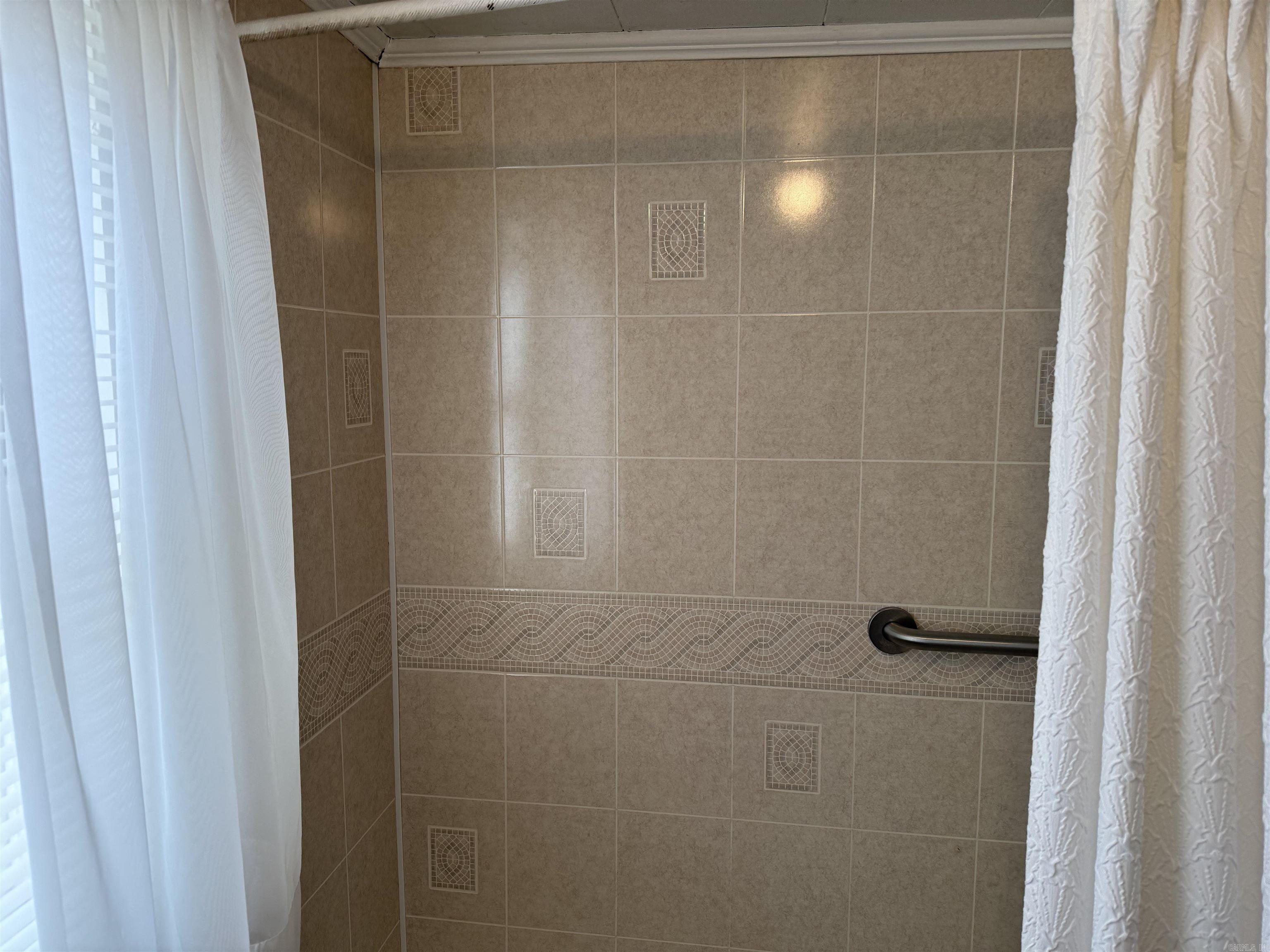 215 First  Greenway, AR