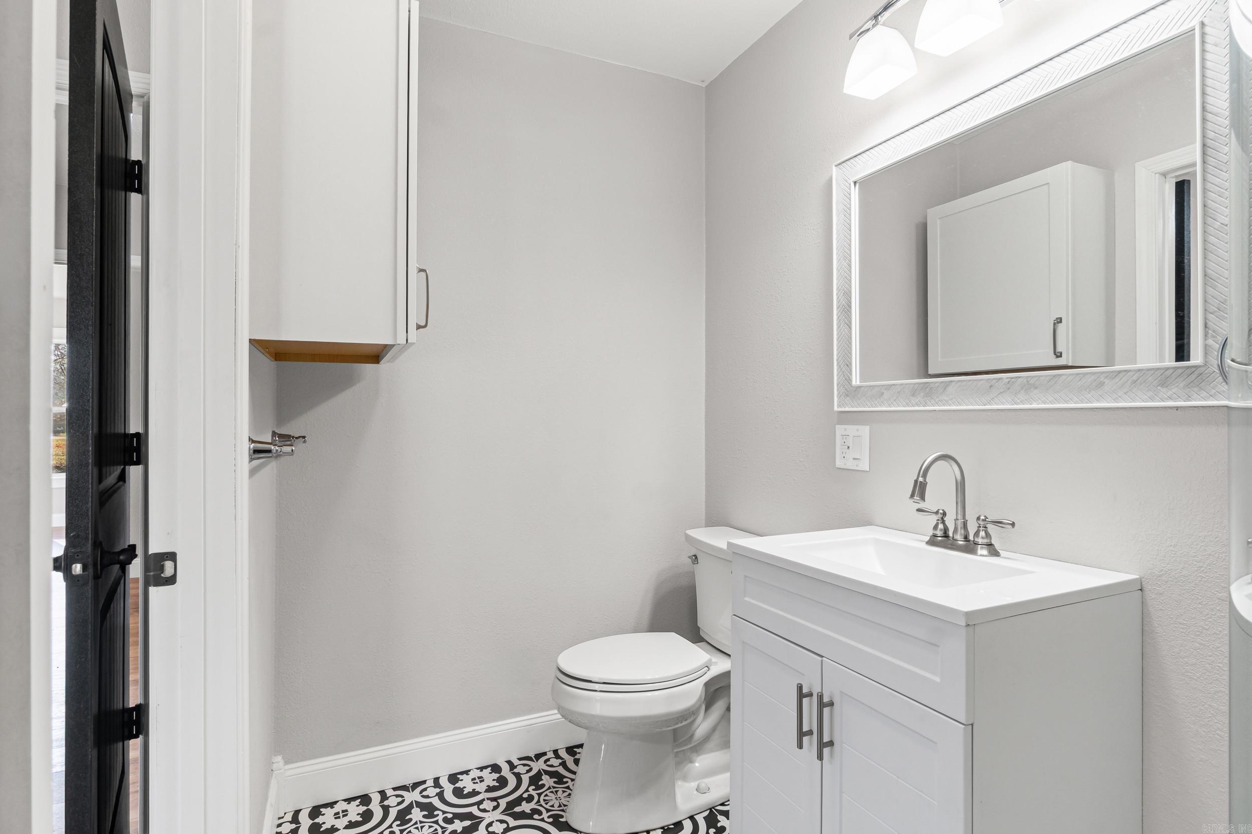 410 N 2nd  Augusta, AR