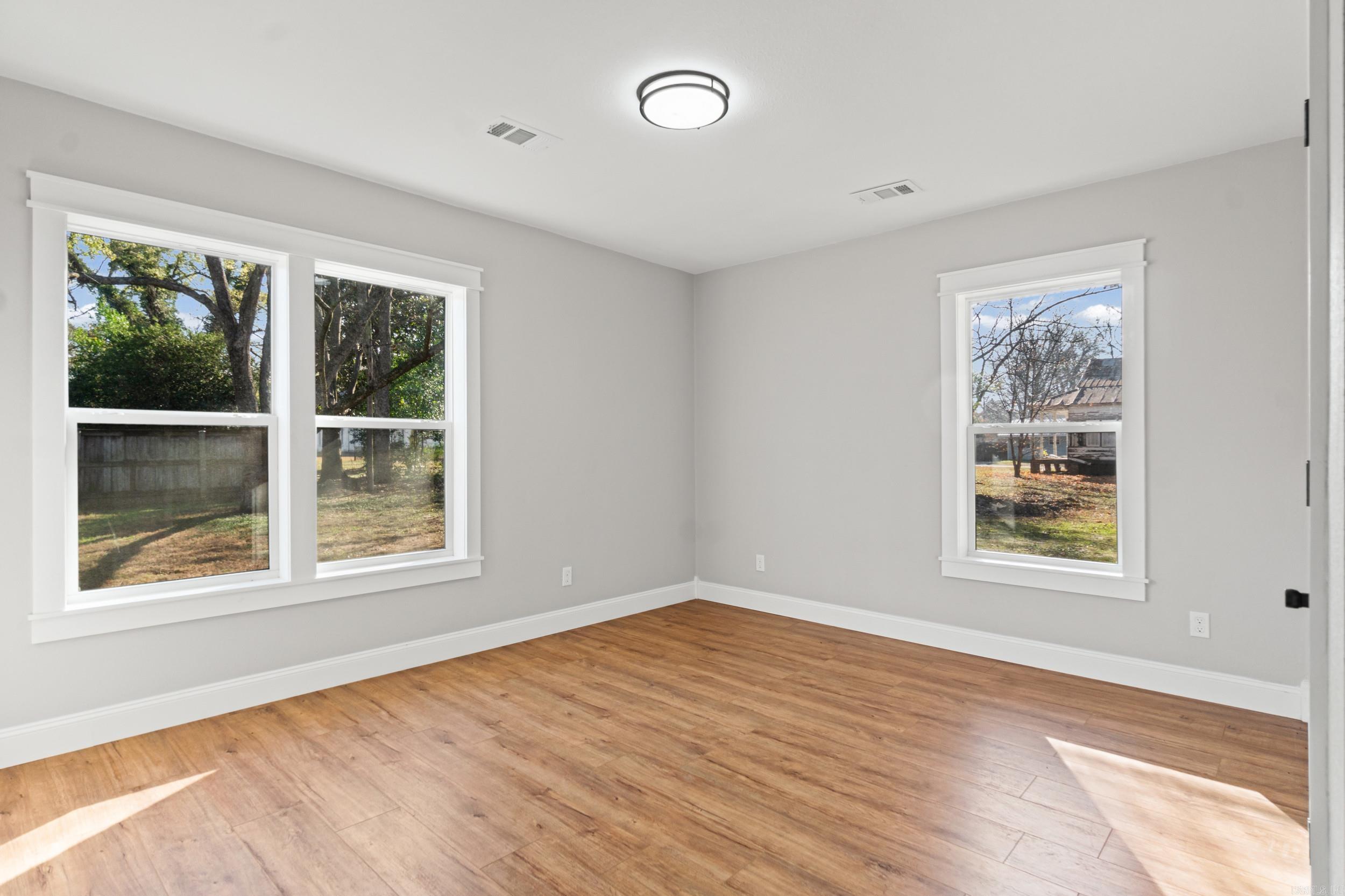 410 N 2nd  Augusta, AR