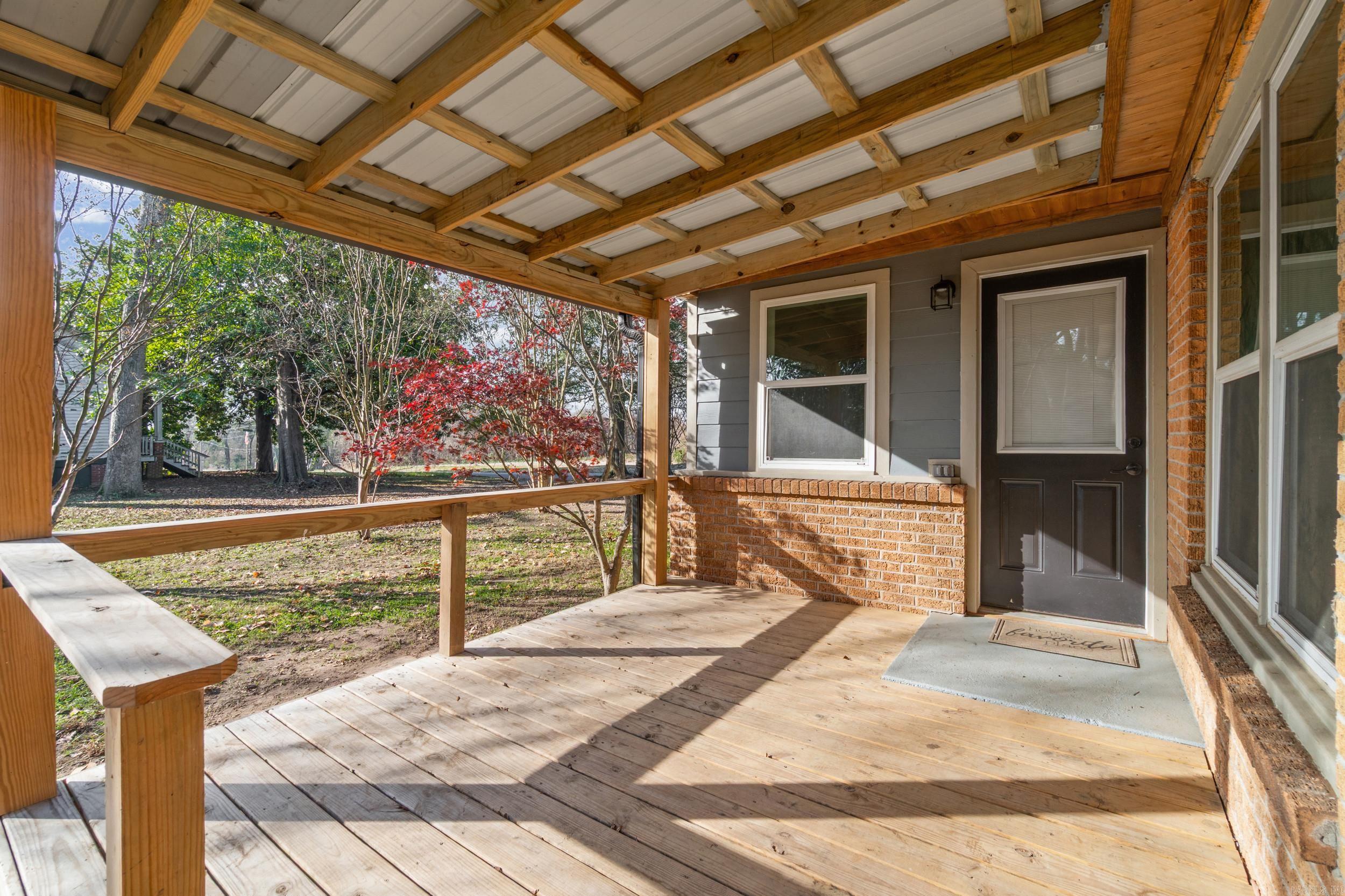 410 N 2nd  Augusta, AR