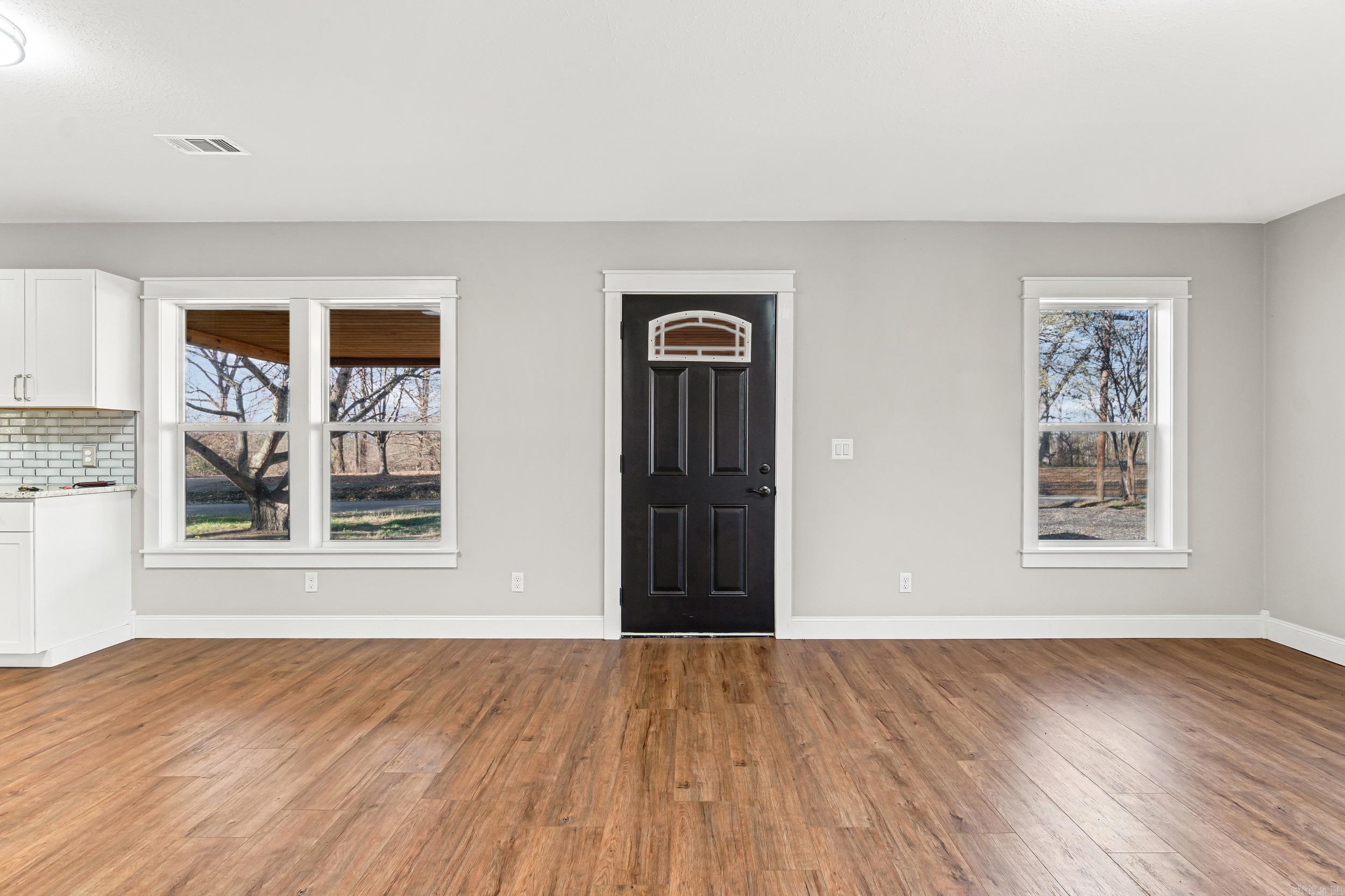 410 N 2nd  Augusta, AR