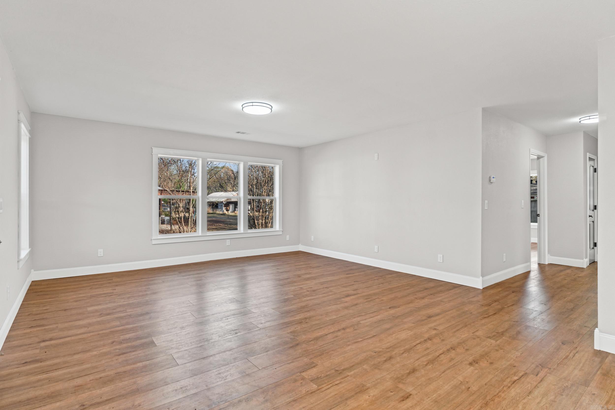 410 N 2nd  Augusta, AR