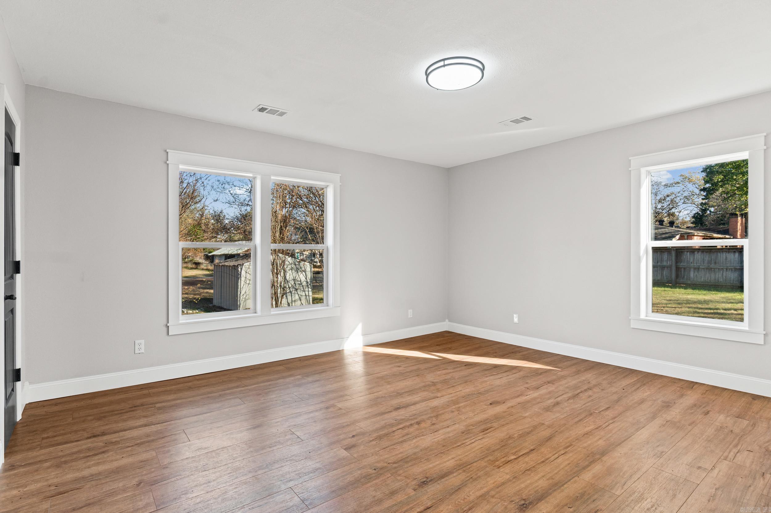 410 N 2nd  Augusta, AR