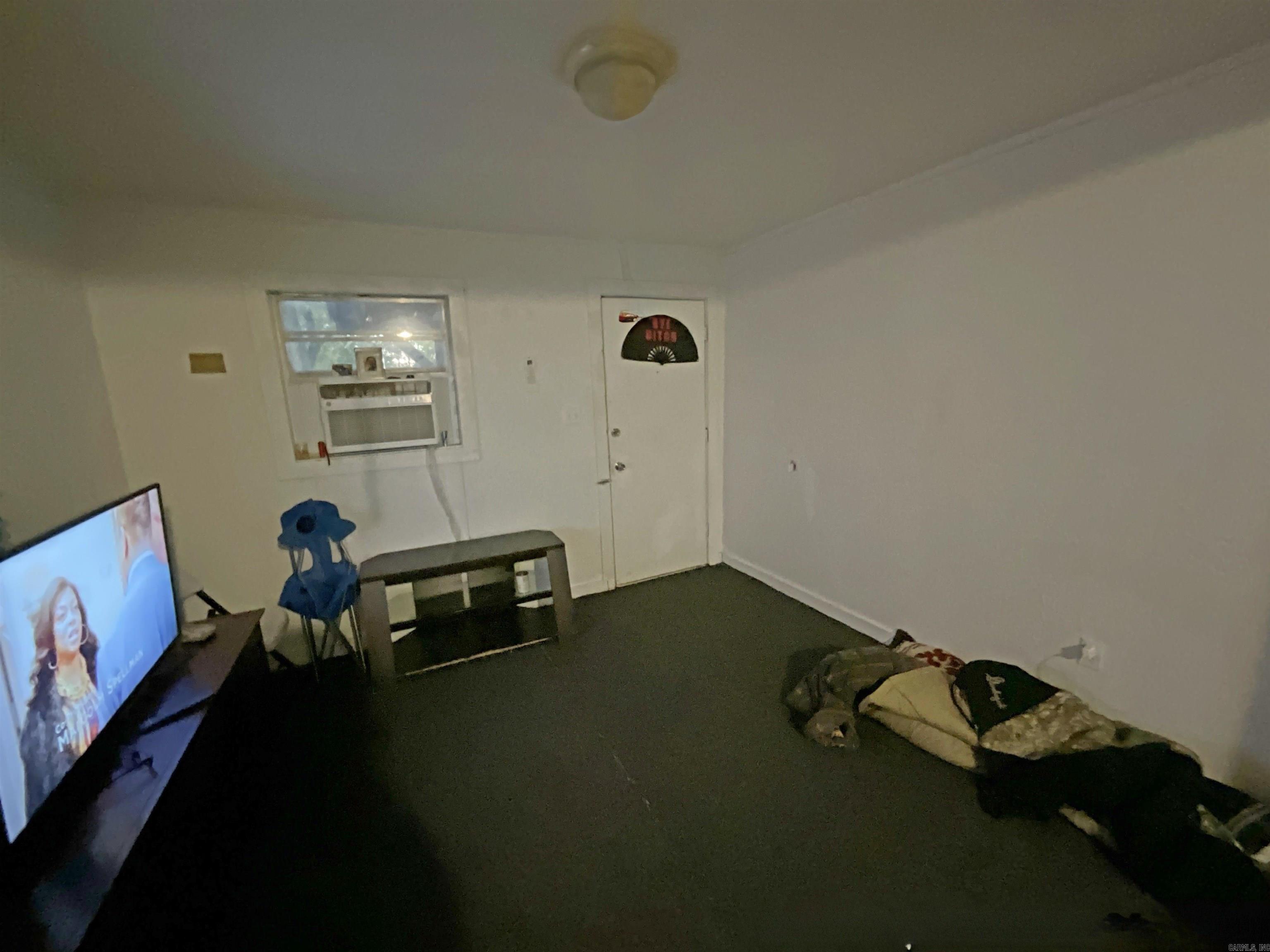 2215 E 11th St 2217 E 11th St Texarkana, AR