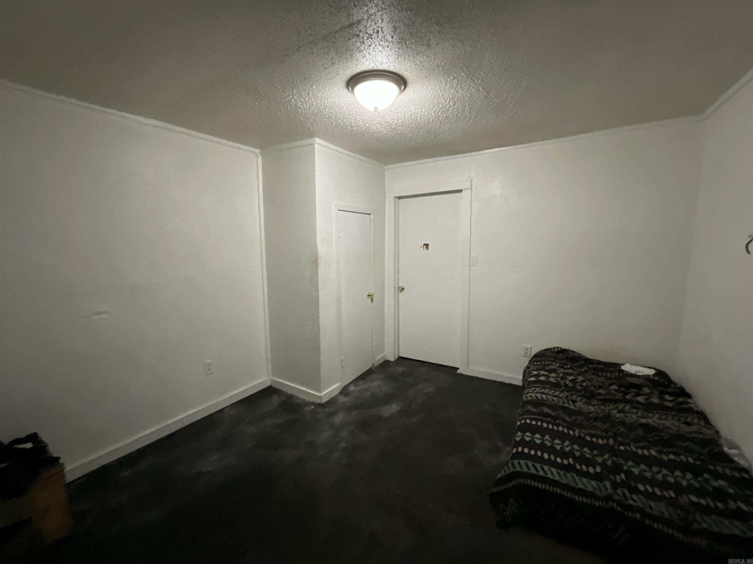 2215 E 11th St 2217 E 11th St Texarkana, AR