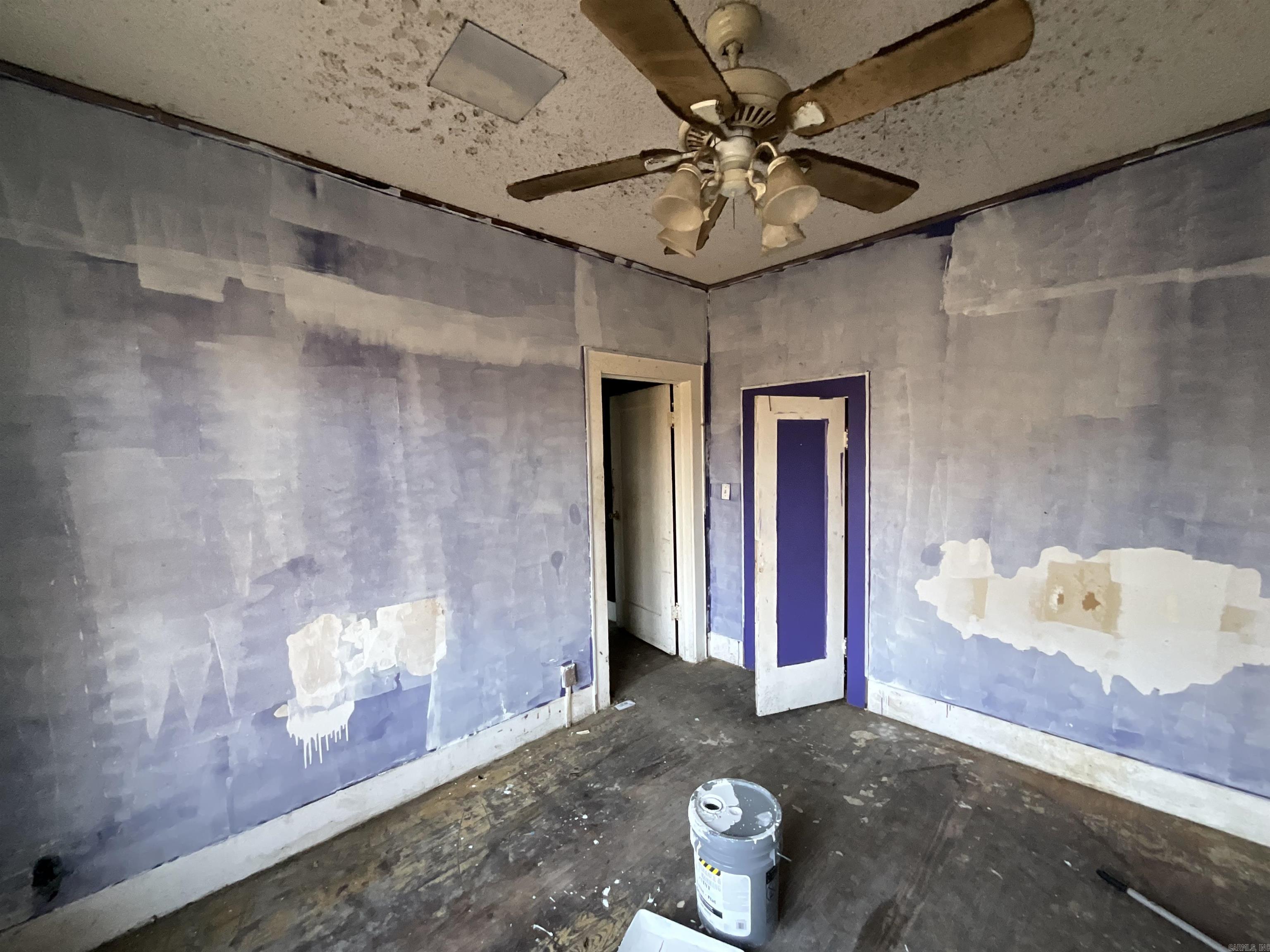 2221 E 11th St  Texarkana, AR