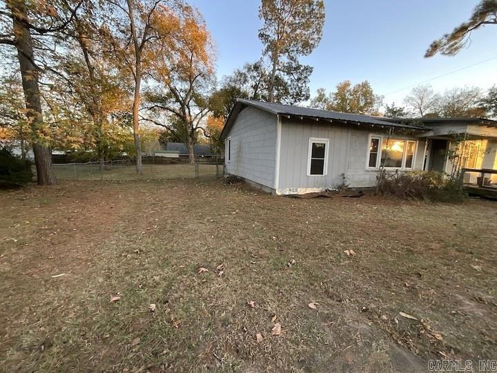 219 S Centre  DeKalb, TX, TX