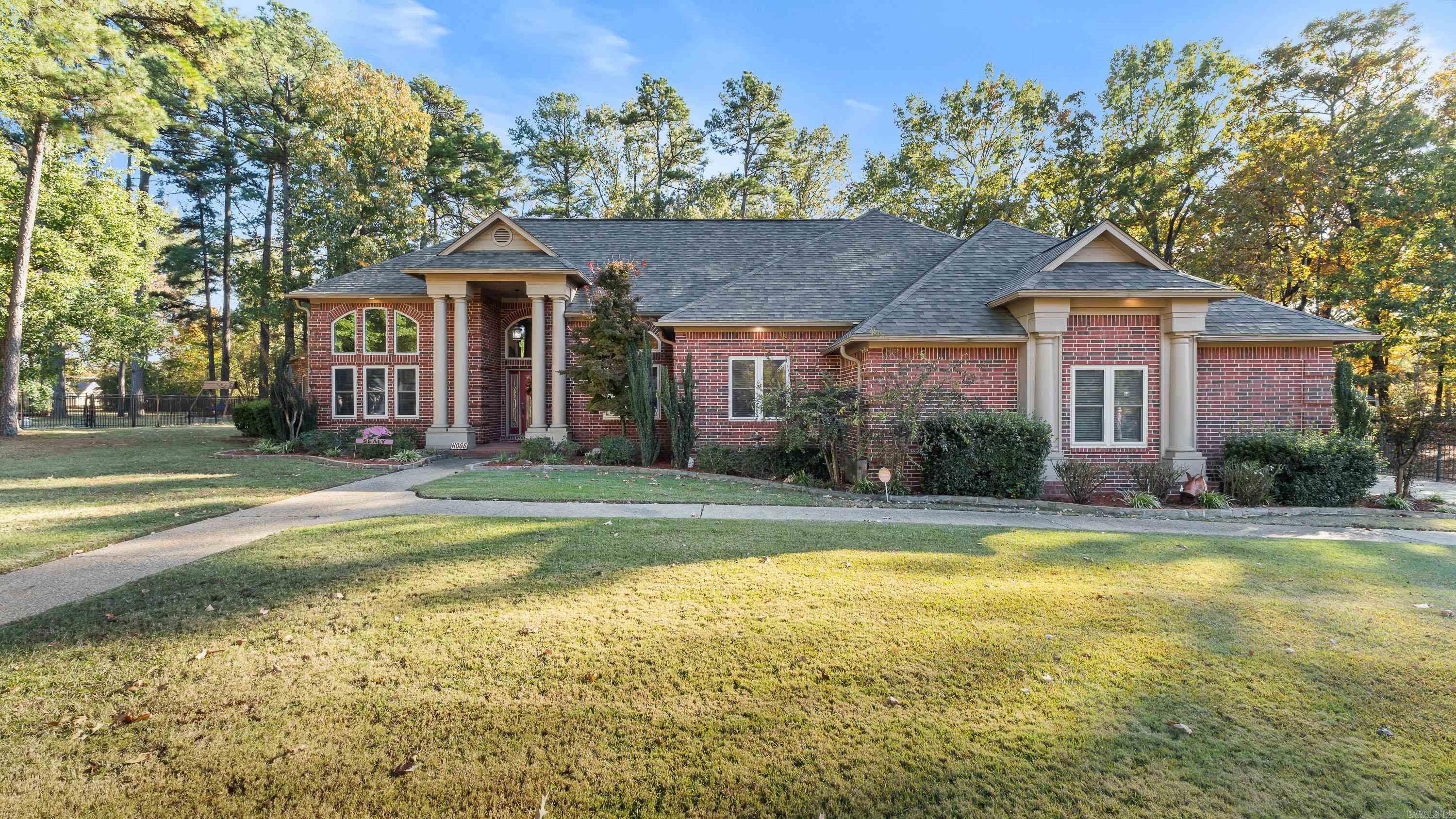 6516 Wuthering Heights Lane  Texarkana, AR