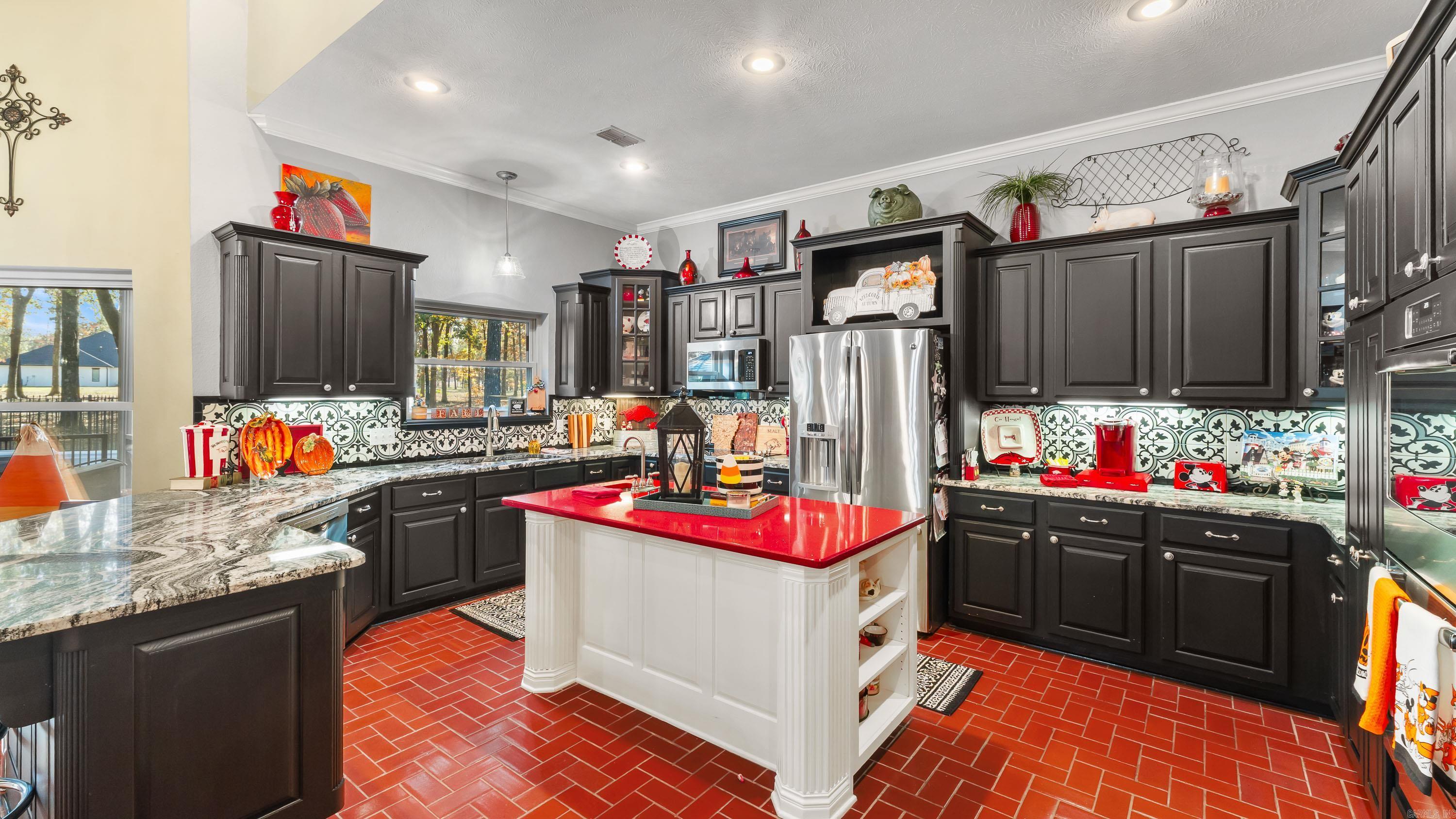 6516 Wuthering Heights Lane  Texarkana, AR