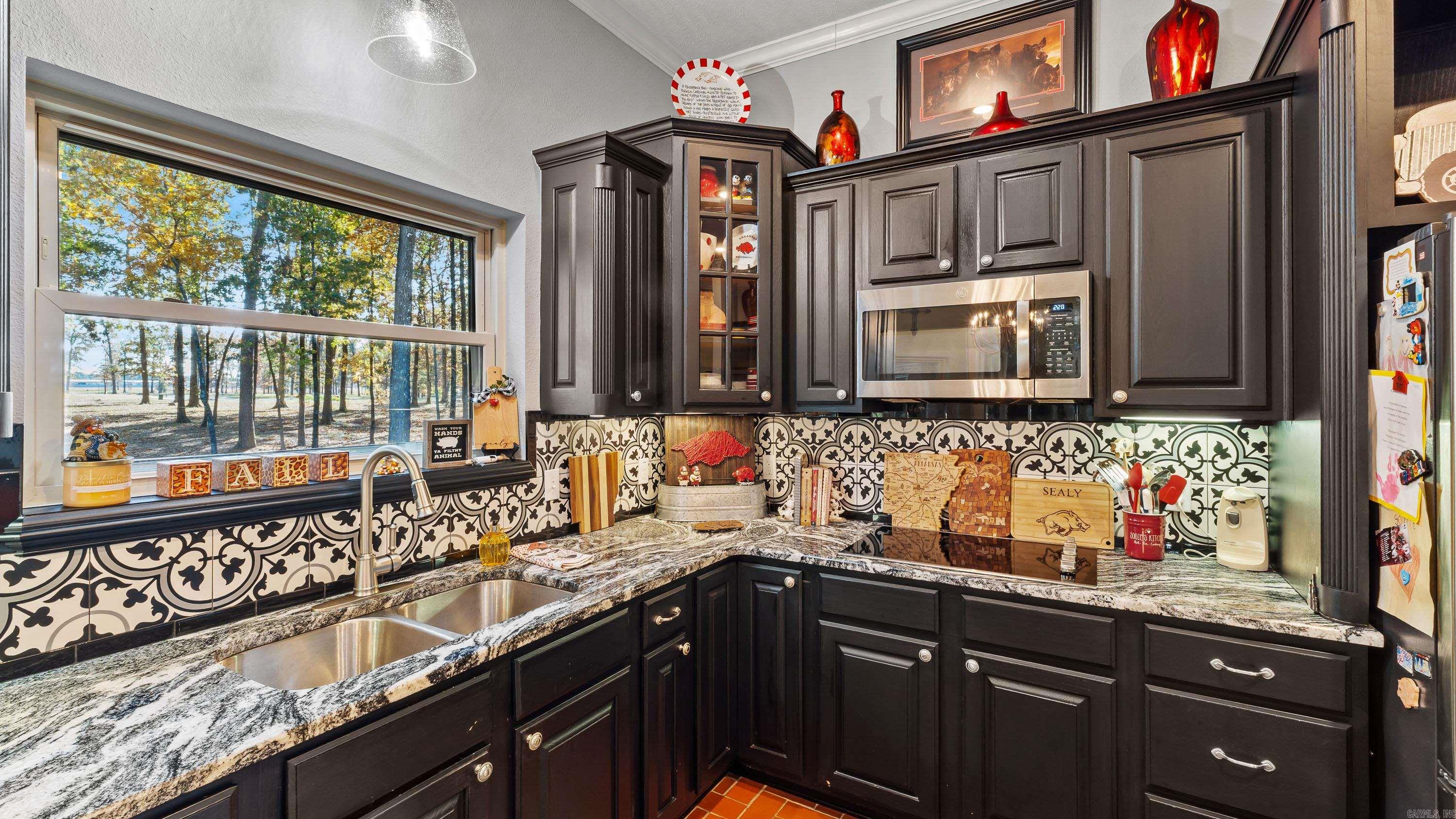 6516 Wuthering Heights Lane  Texarkana, AR