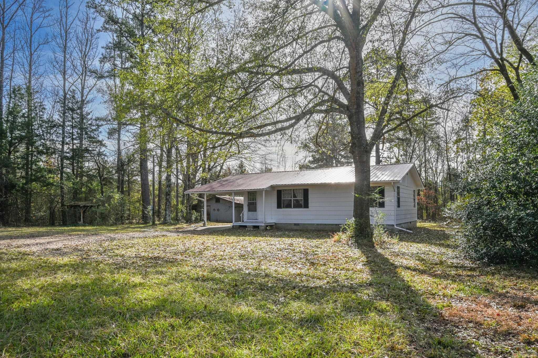 4109 Highway 8 West  Mena, AR