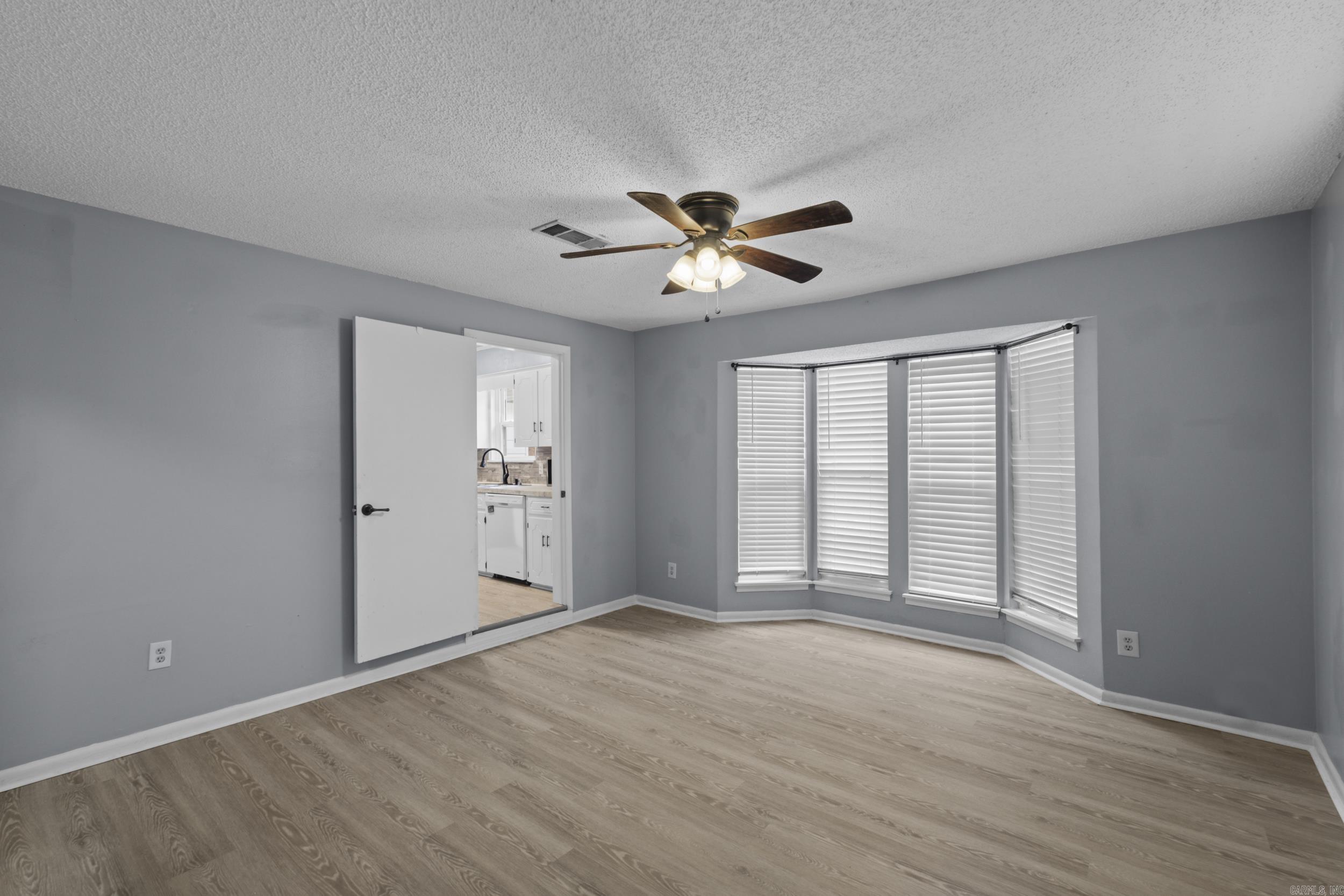 4907 Old Tom Box Rd  Jacksonville, AR