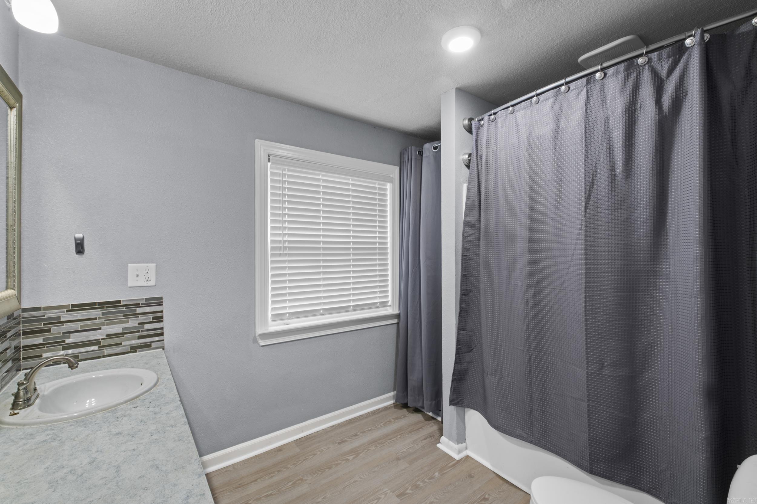 4907 Old Tom Box Rd  Jacksonville, AR