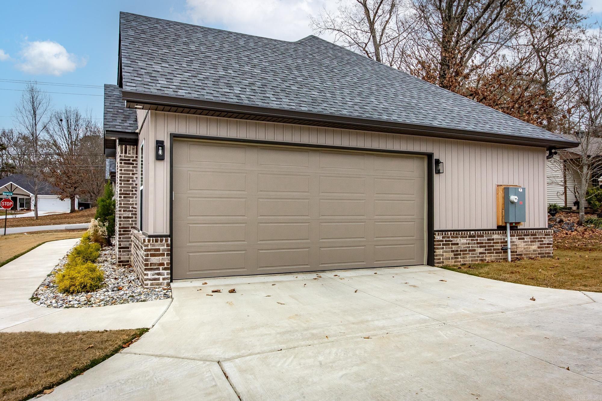 3172 Haley  Benton, AR