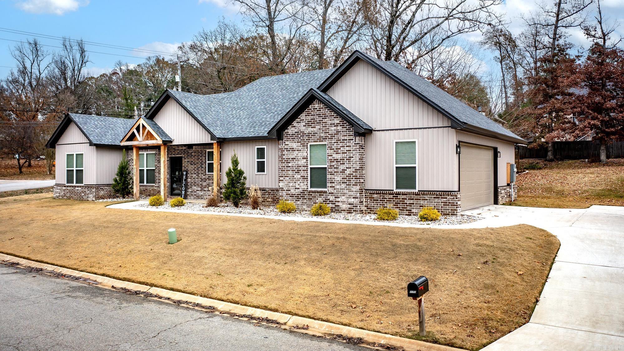 3172 Haley  Benton, AR