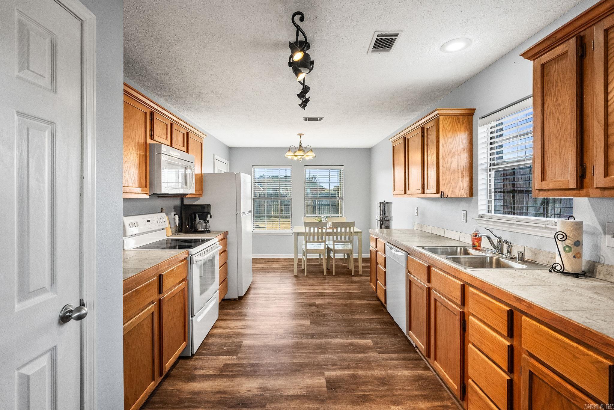 2335 Morning Glory Conway, AR 72034