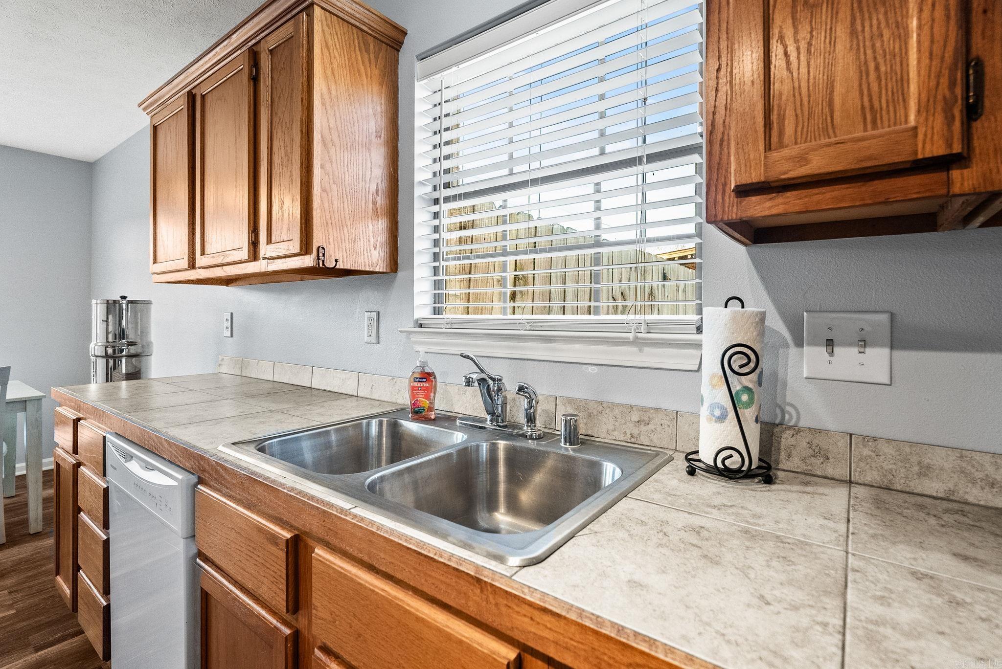 2335 Morning Glory Conway, AR 72034