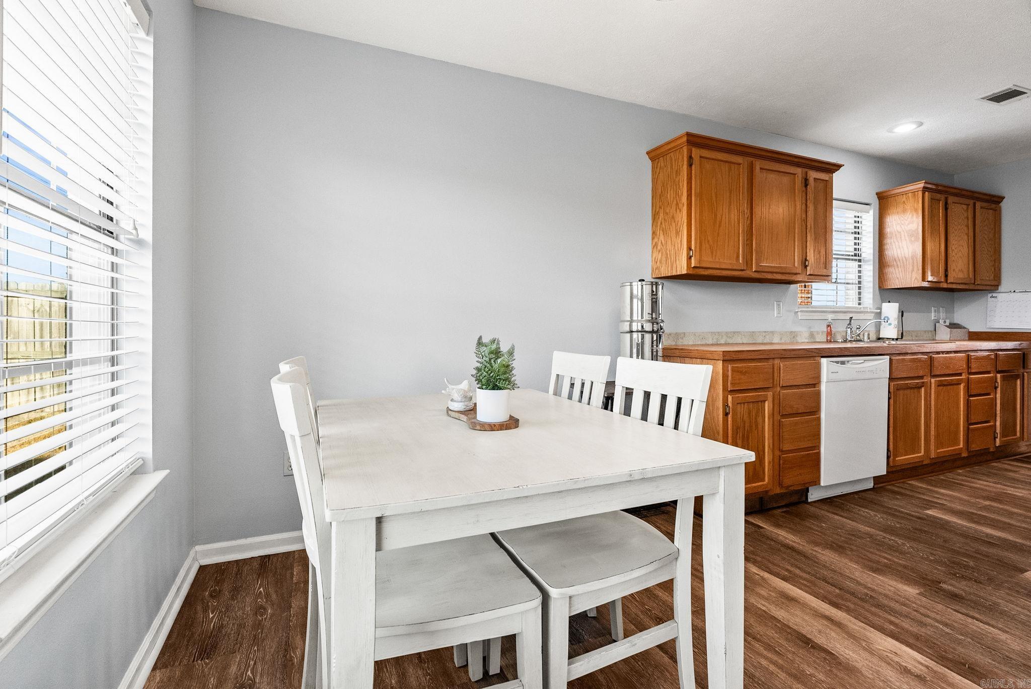 2335 Morning Glory Conway, AR 72034