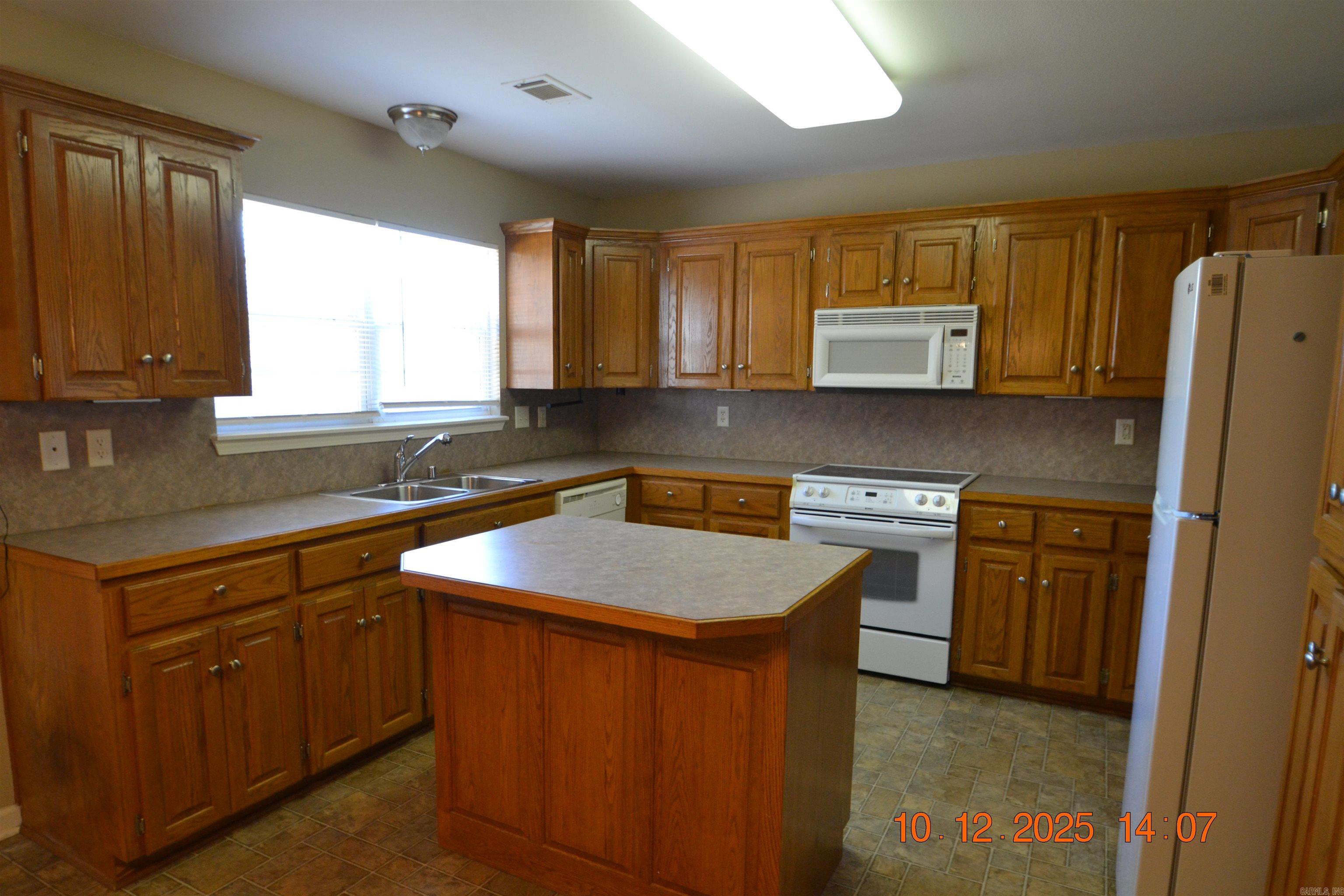 3418 Lacross  Bryant, AR