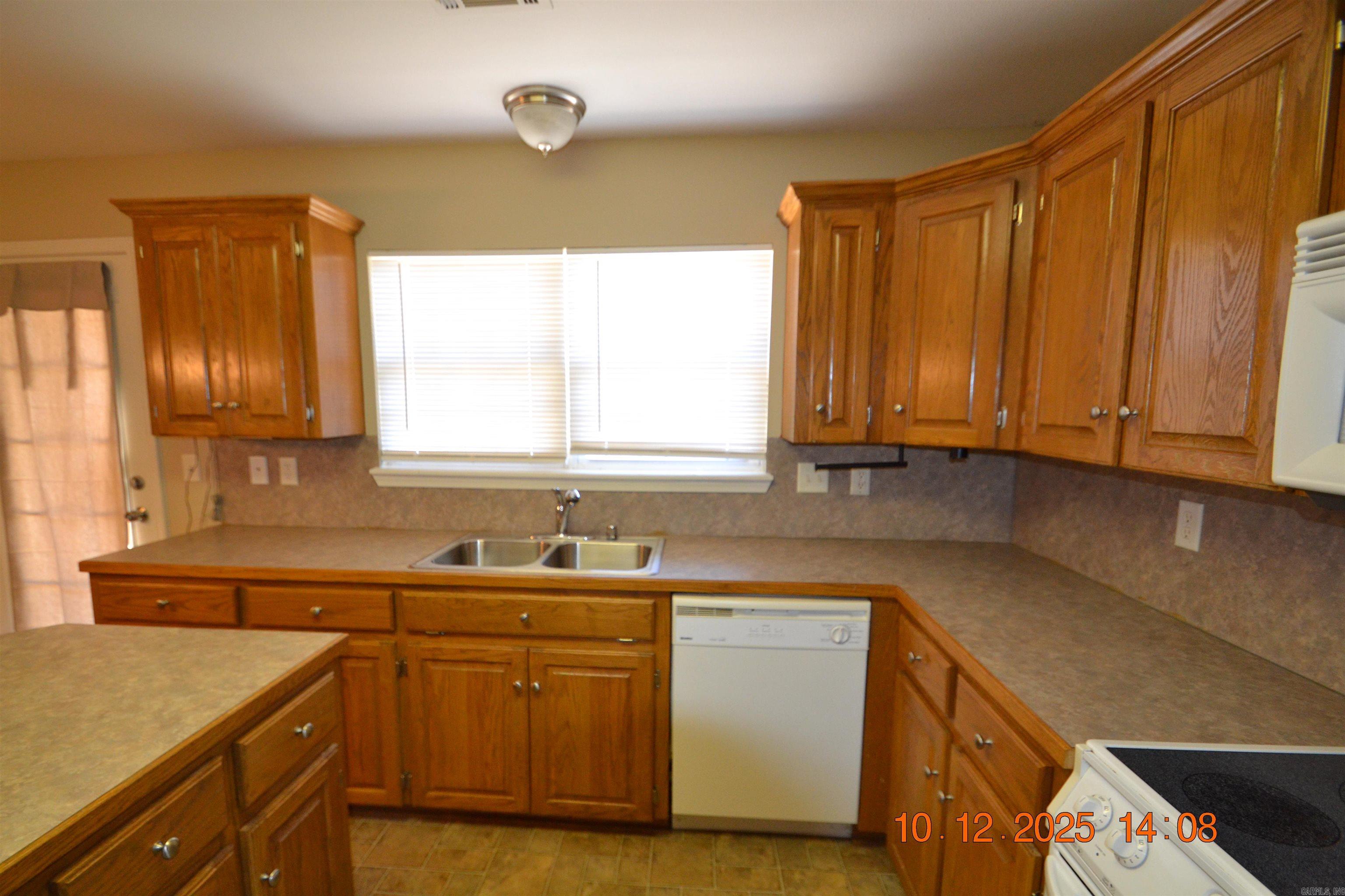 3418 Lacross  Bryant, AR