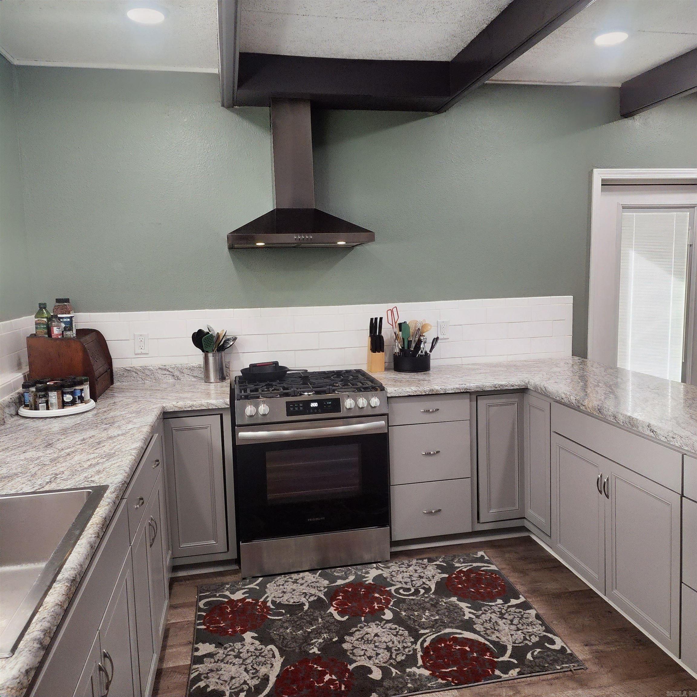 1806 Sylvia Street Arkadelphia, AR 71923