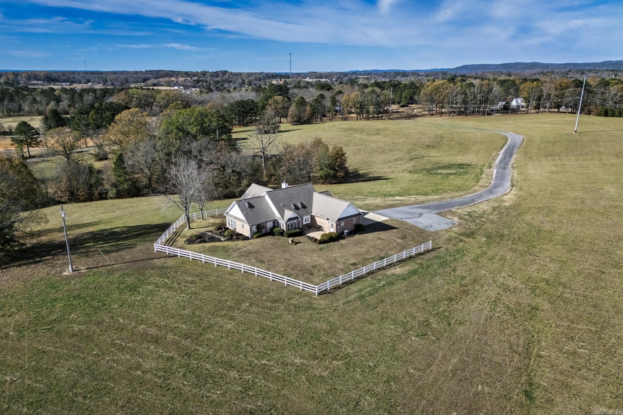 2356 Fendley Rd  Bismarck, AR