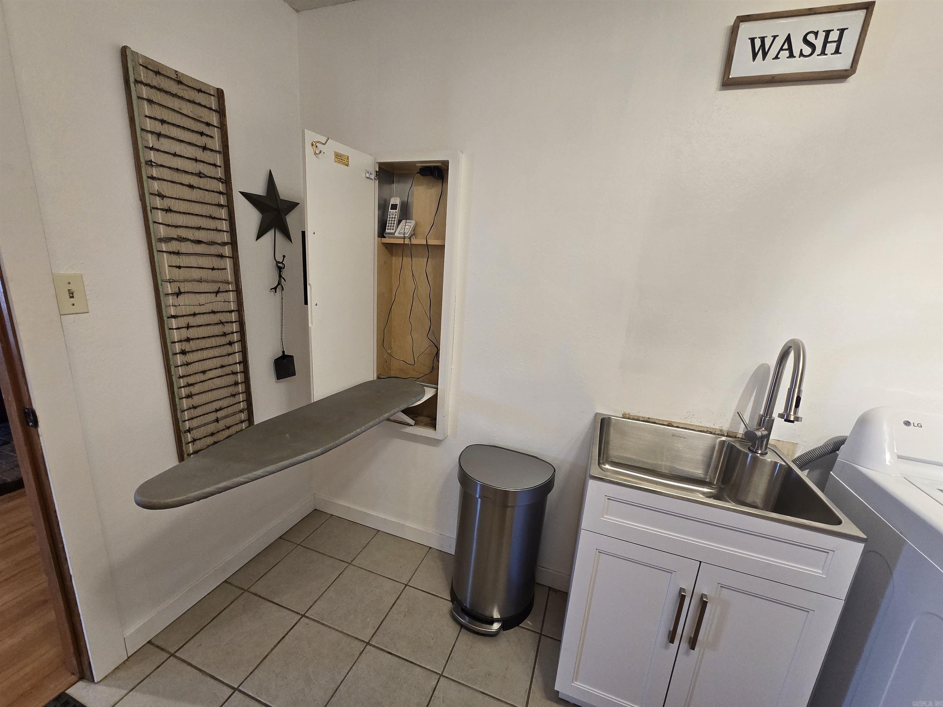 151 CR 901  Midway, AR