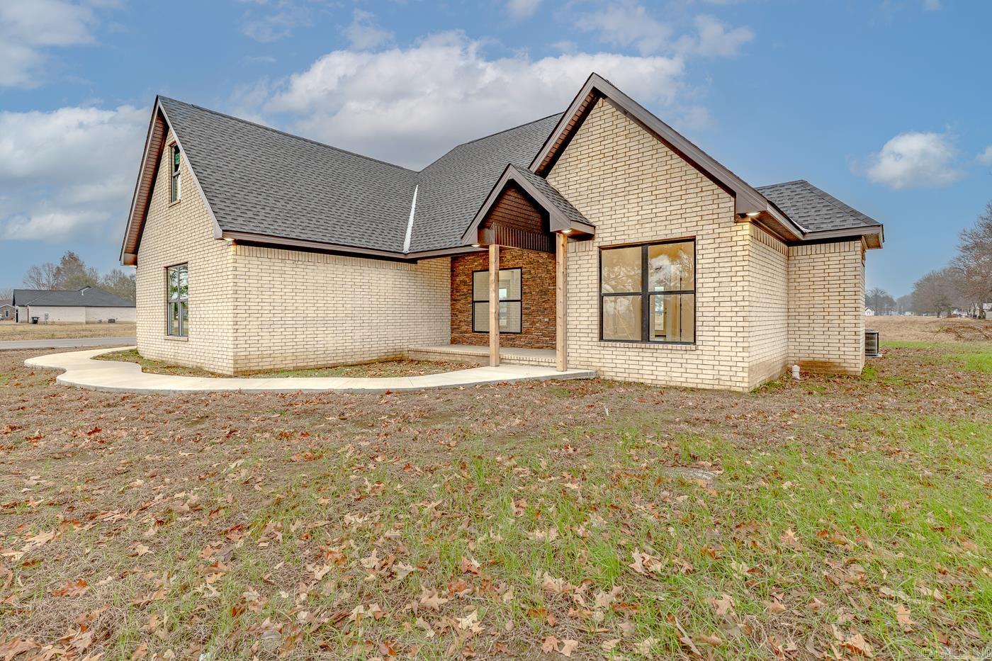 804 Pecan Grove  Trumann, AR