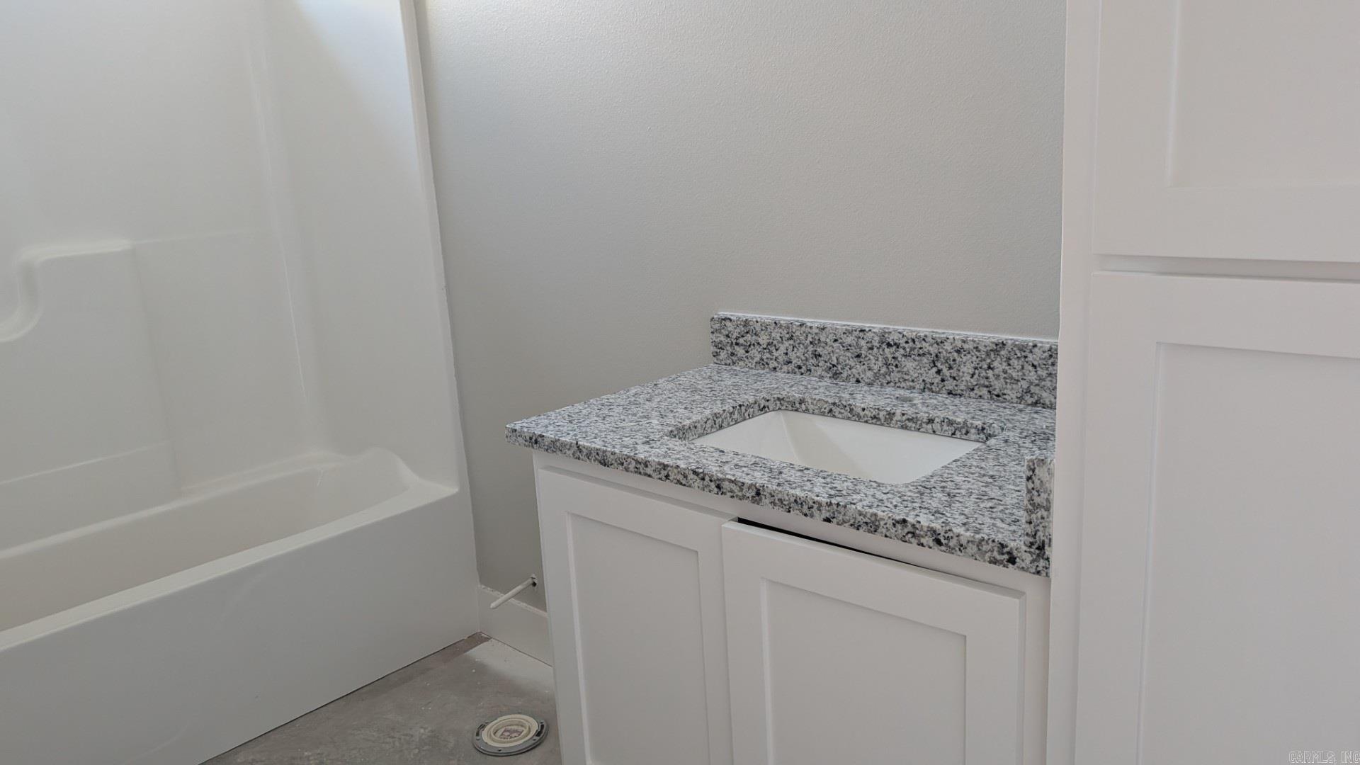 32 Dandelion Drive Greenbrier, AR 72058