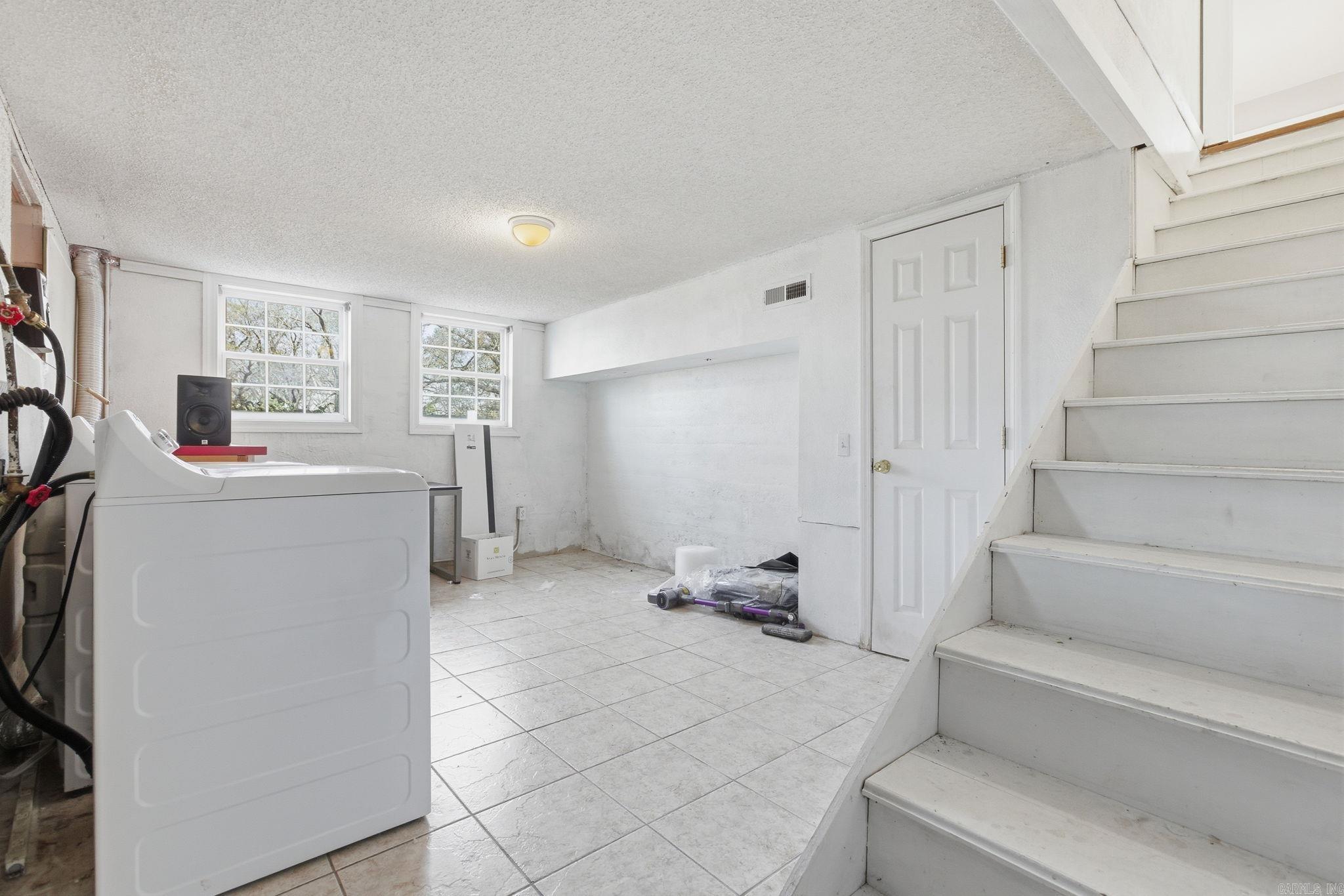 1910 N Hughes Street Little Rock, AR 72207