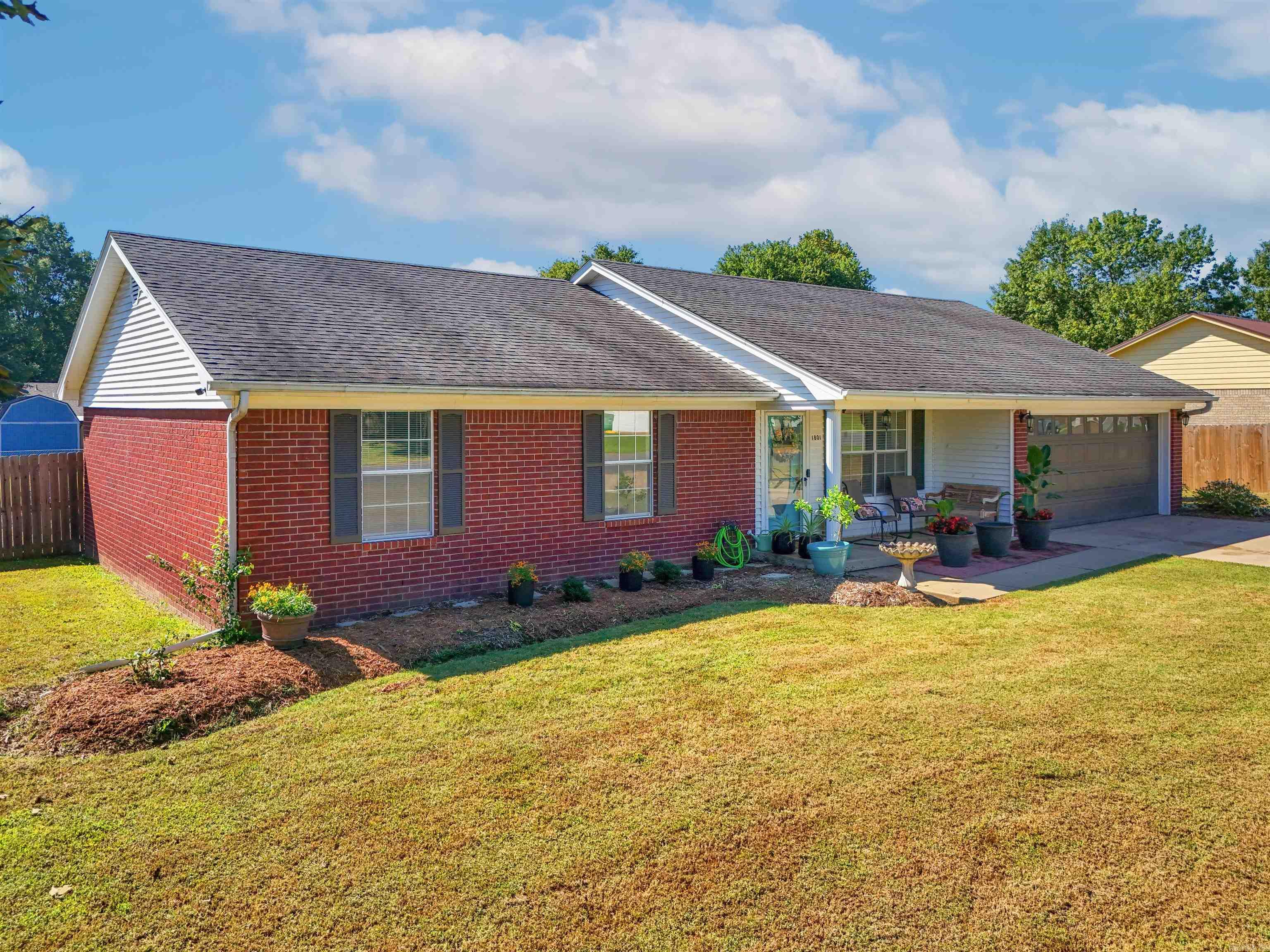 1801 Pinewood  Beebe, AR